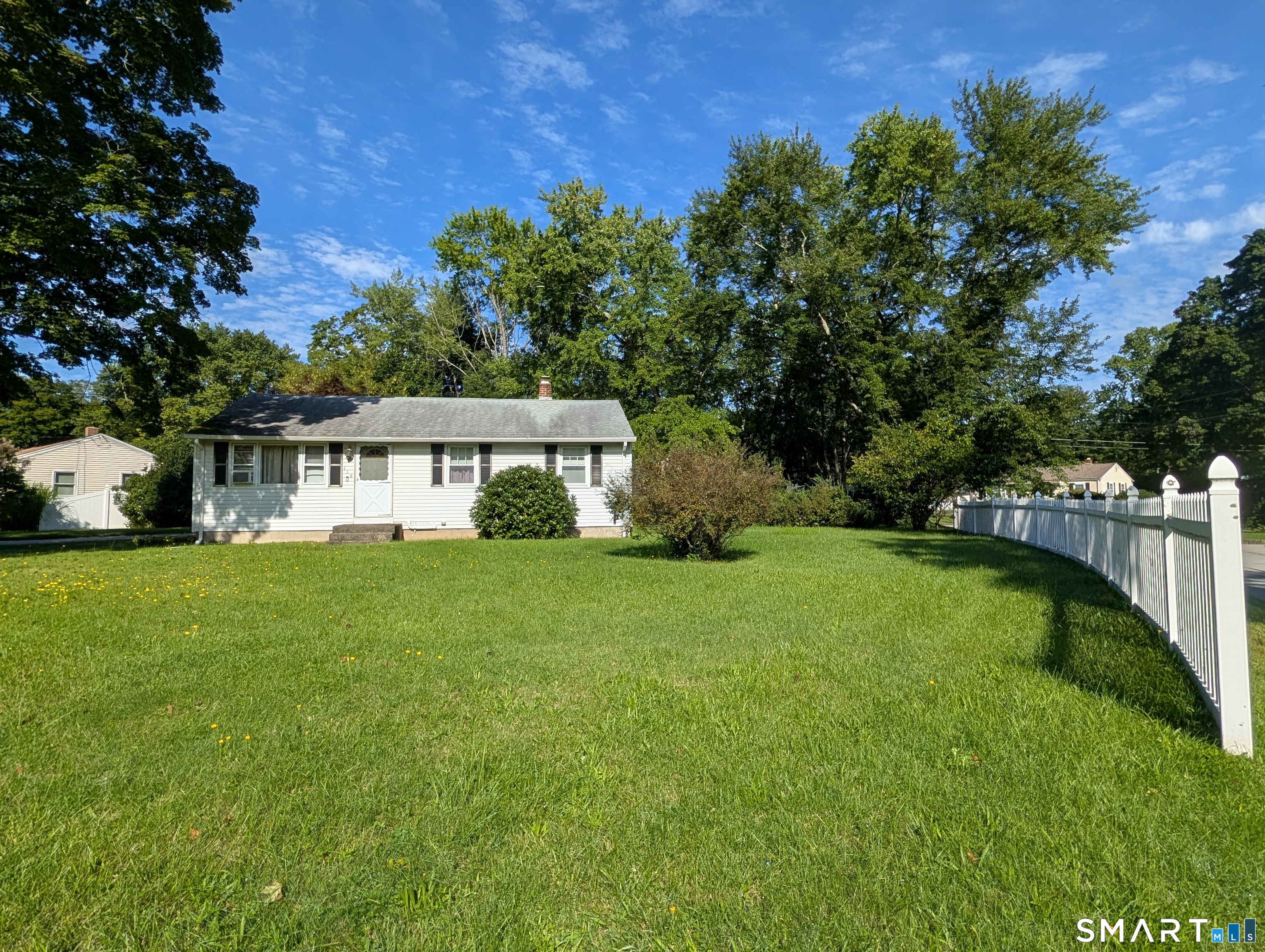 116 Meadowbrook Lane Property Photo 1