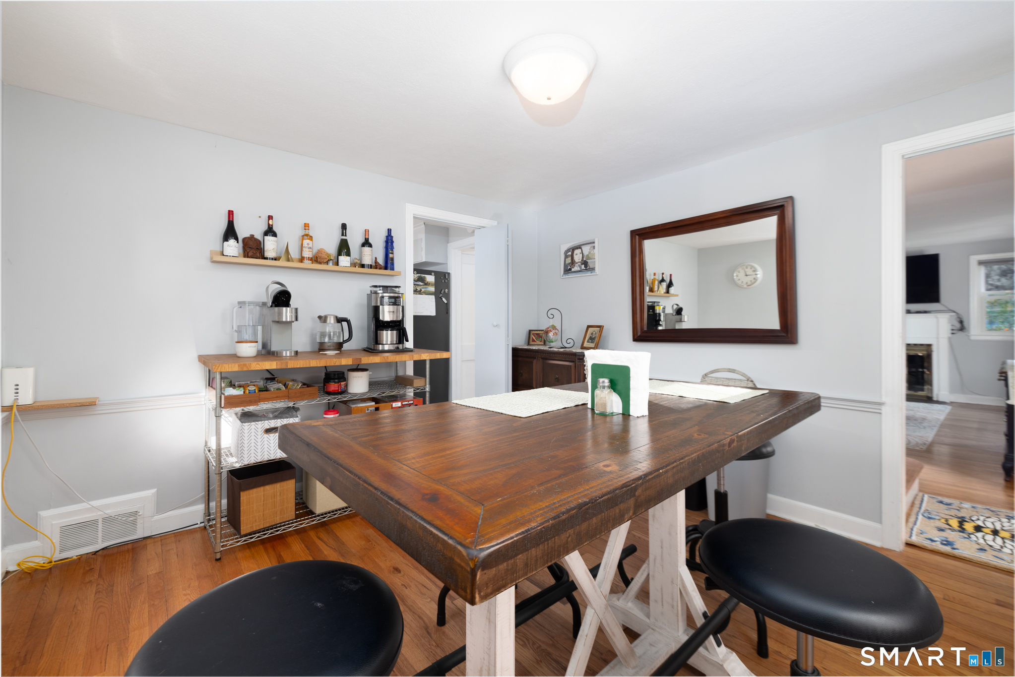 302 Brimfield Road Property Photo 10