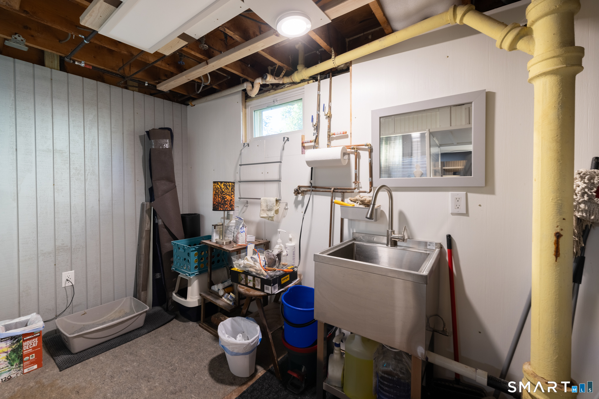 302 Brimfield Road Property Photo 24
