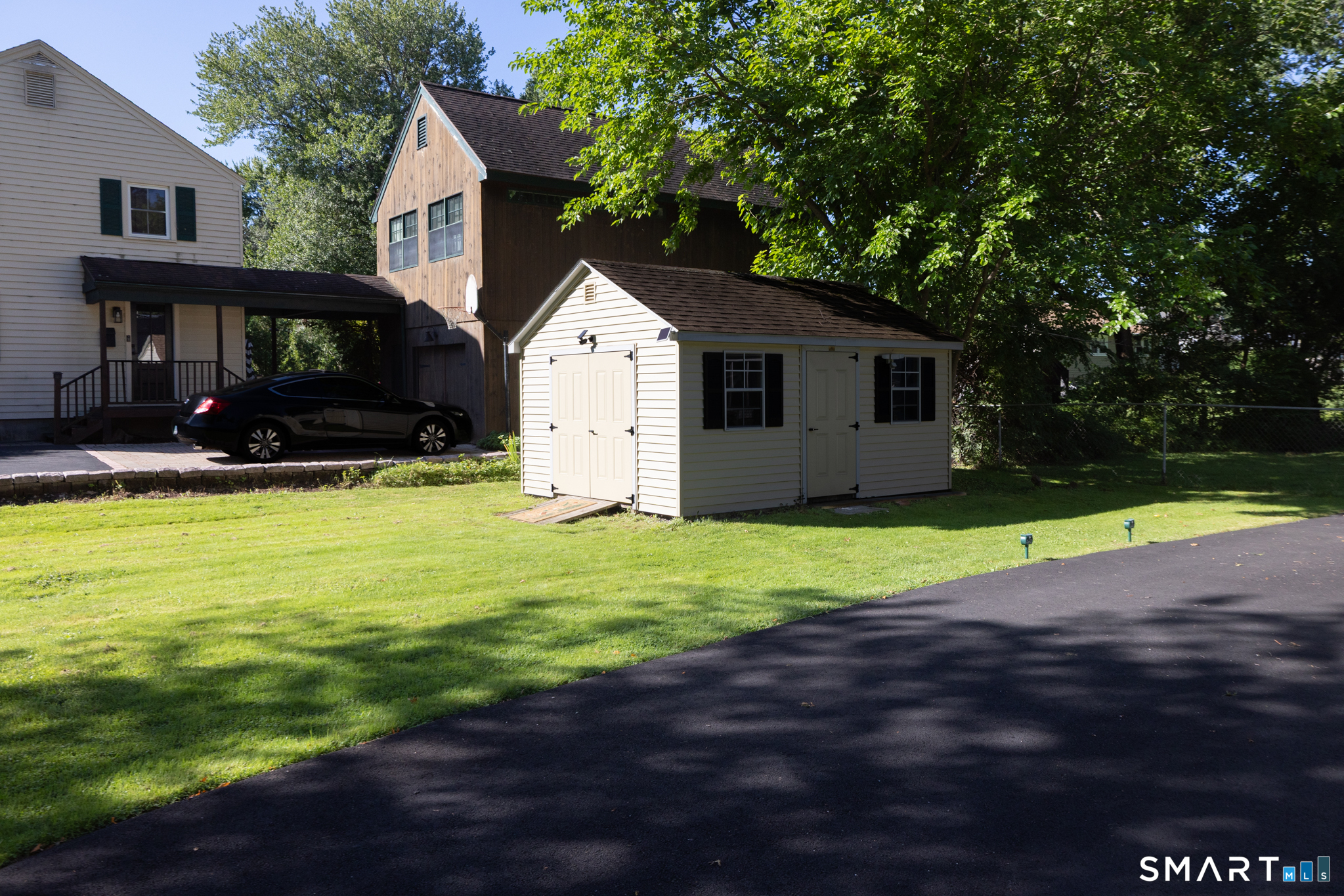 302 Brimfield Road Property Photo 27