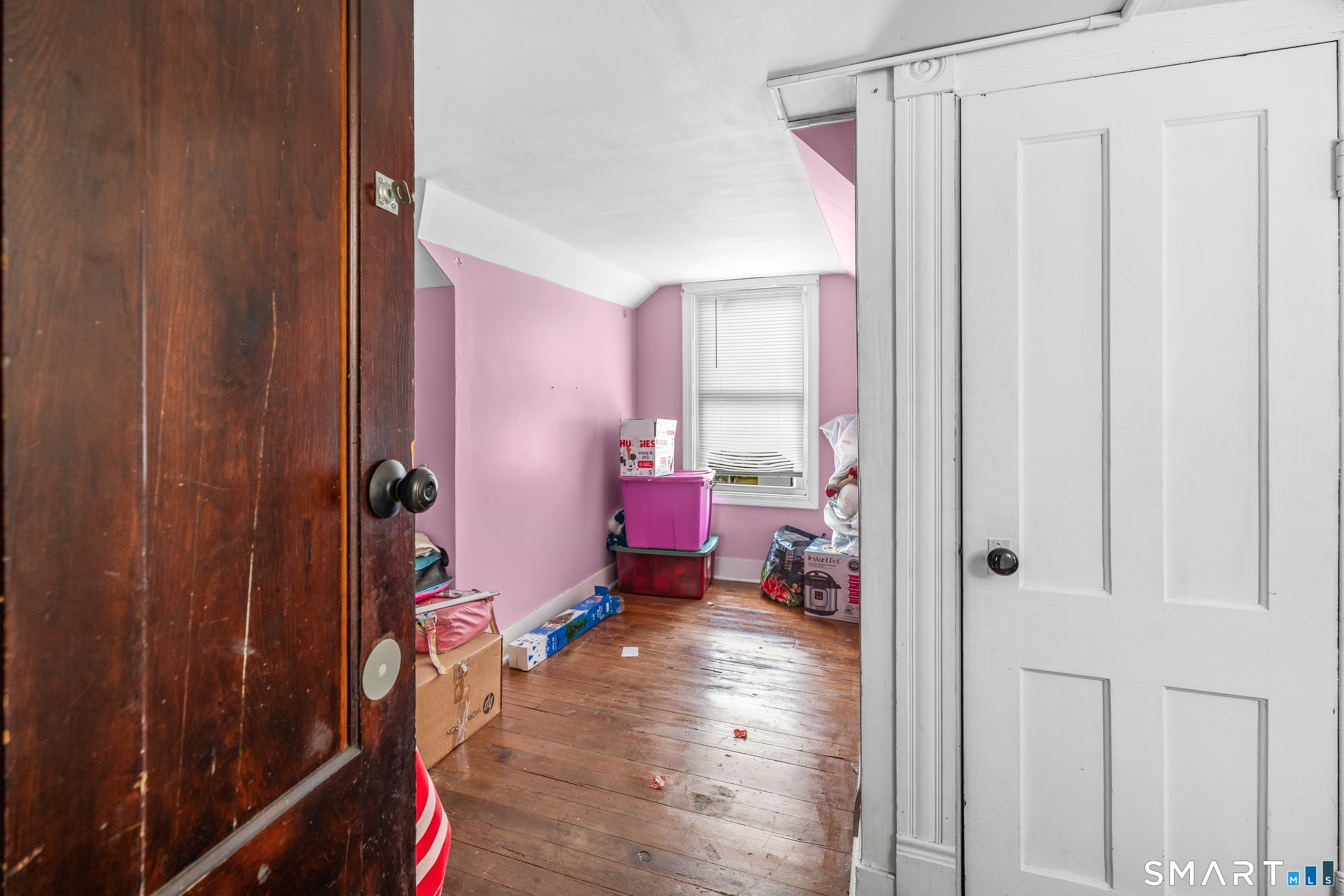 16 Luke Street Property Photo 22