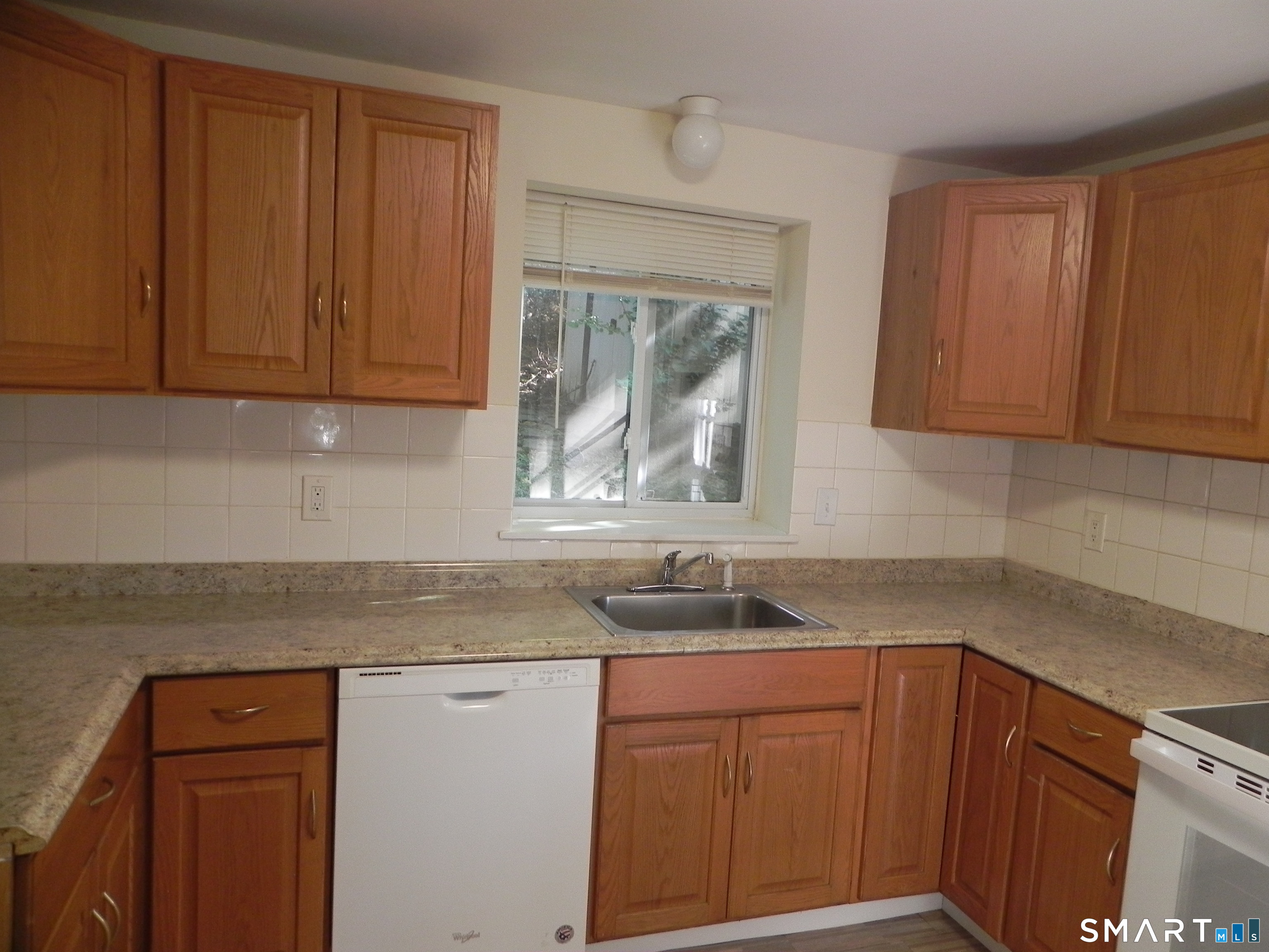 74 Ohio Ave 1 Extension Property Photo 3