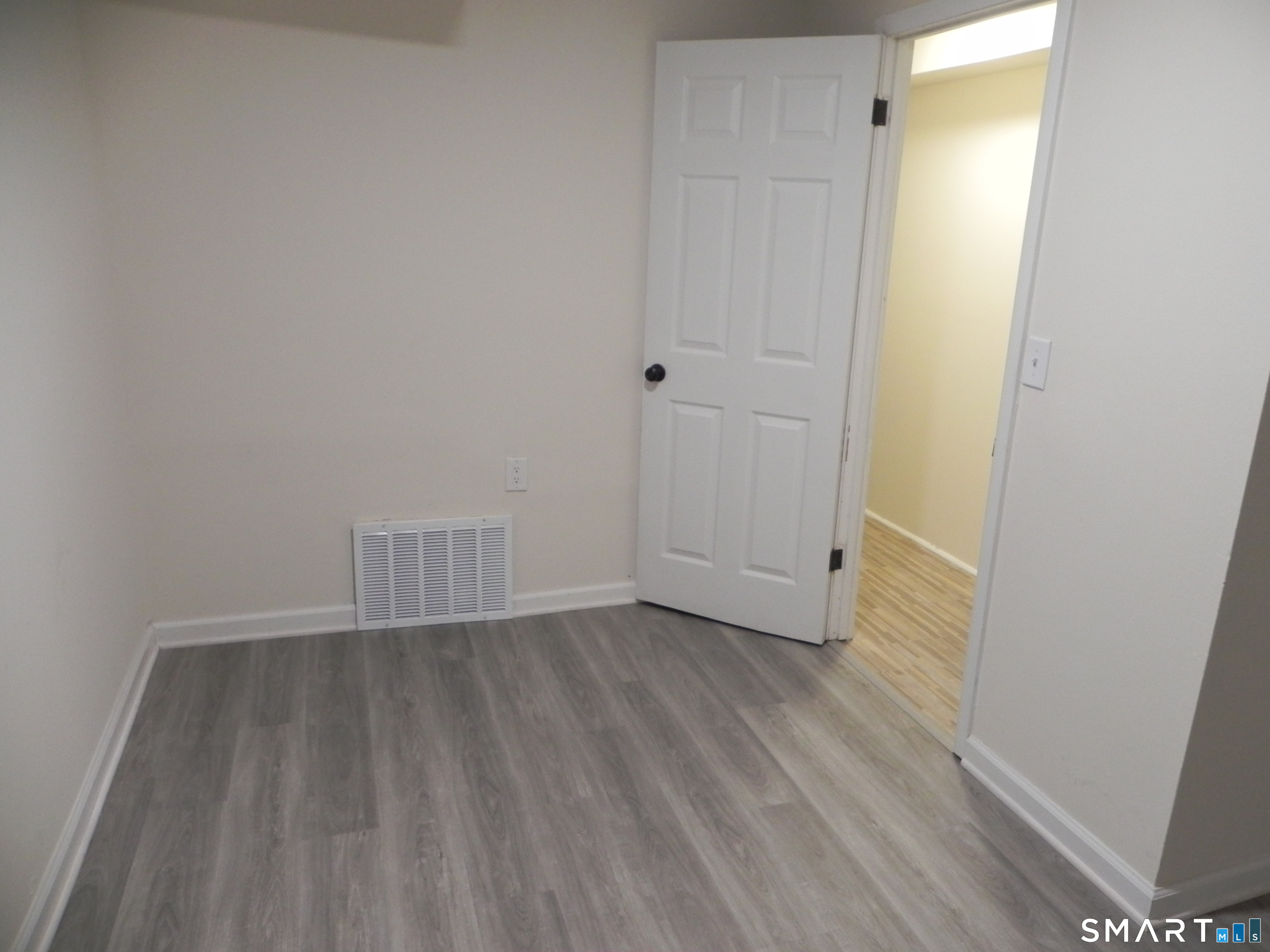 74 Ohio Ave 1 Extension Property Photo 8