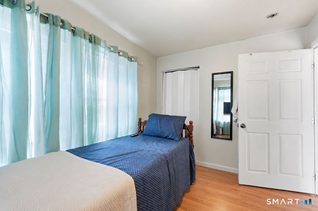 639 Arch Street Property Photo 3