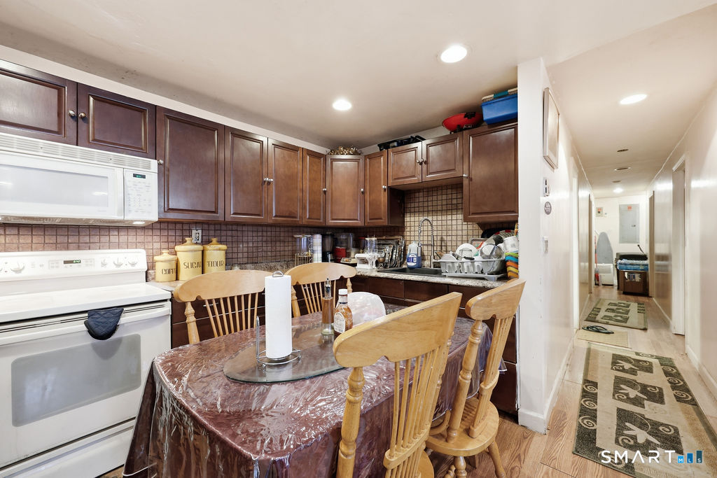 639 Arch Street Property Photo 21