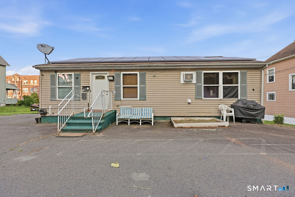 639 Arch Street Property Photo 26