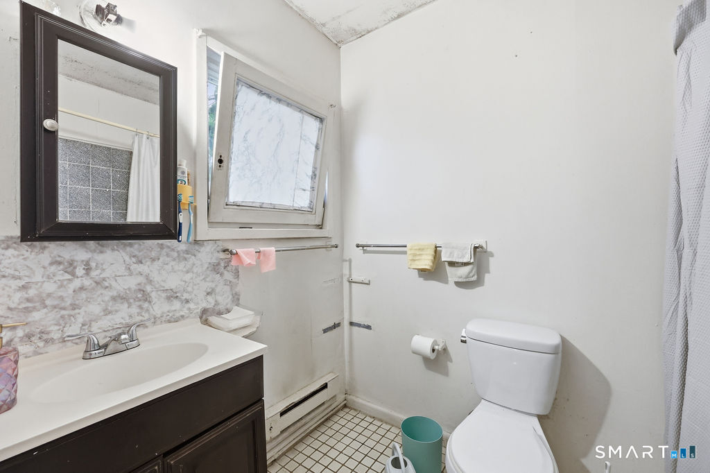 639 Arch Street Property Photo 29