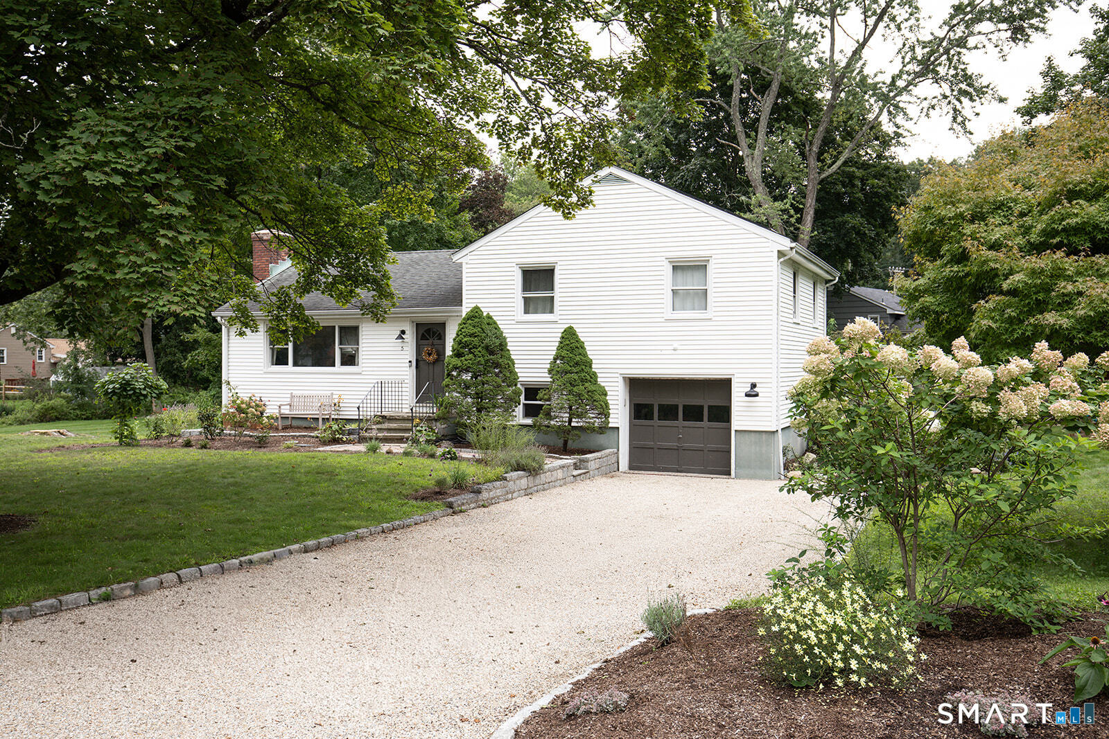 5 Cornwall Court Property Photo 1