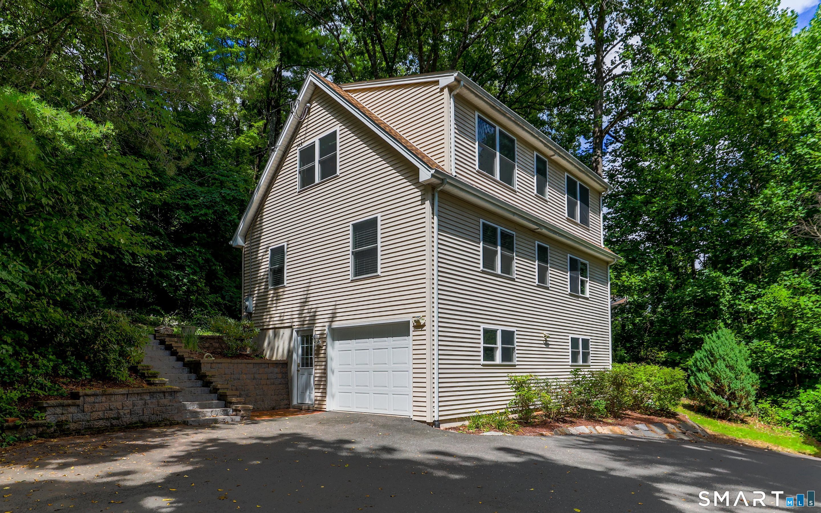 25 Gale Road Property Photo 1