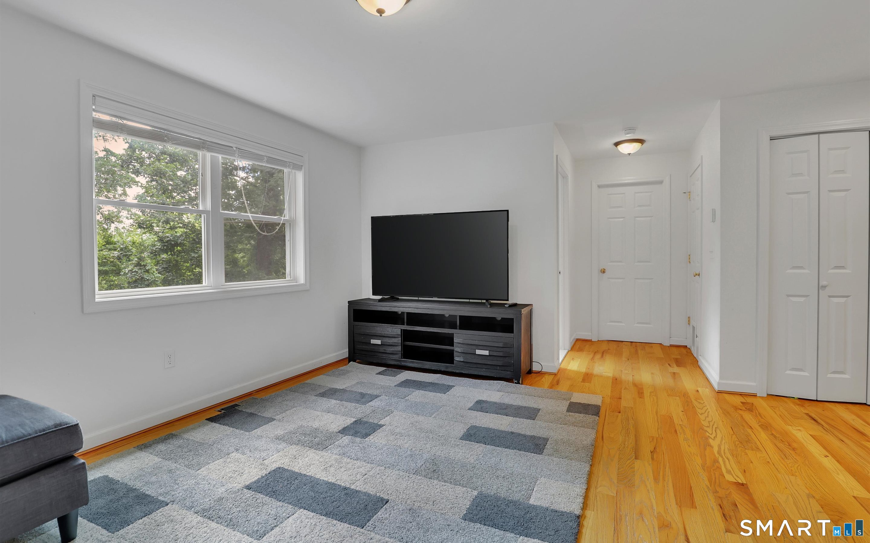 25 Gale Road Property Photo 7