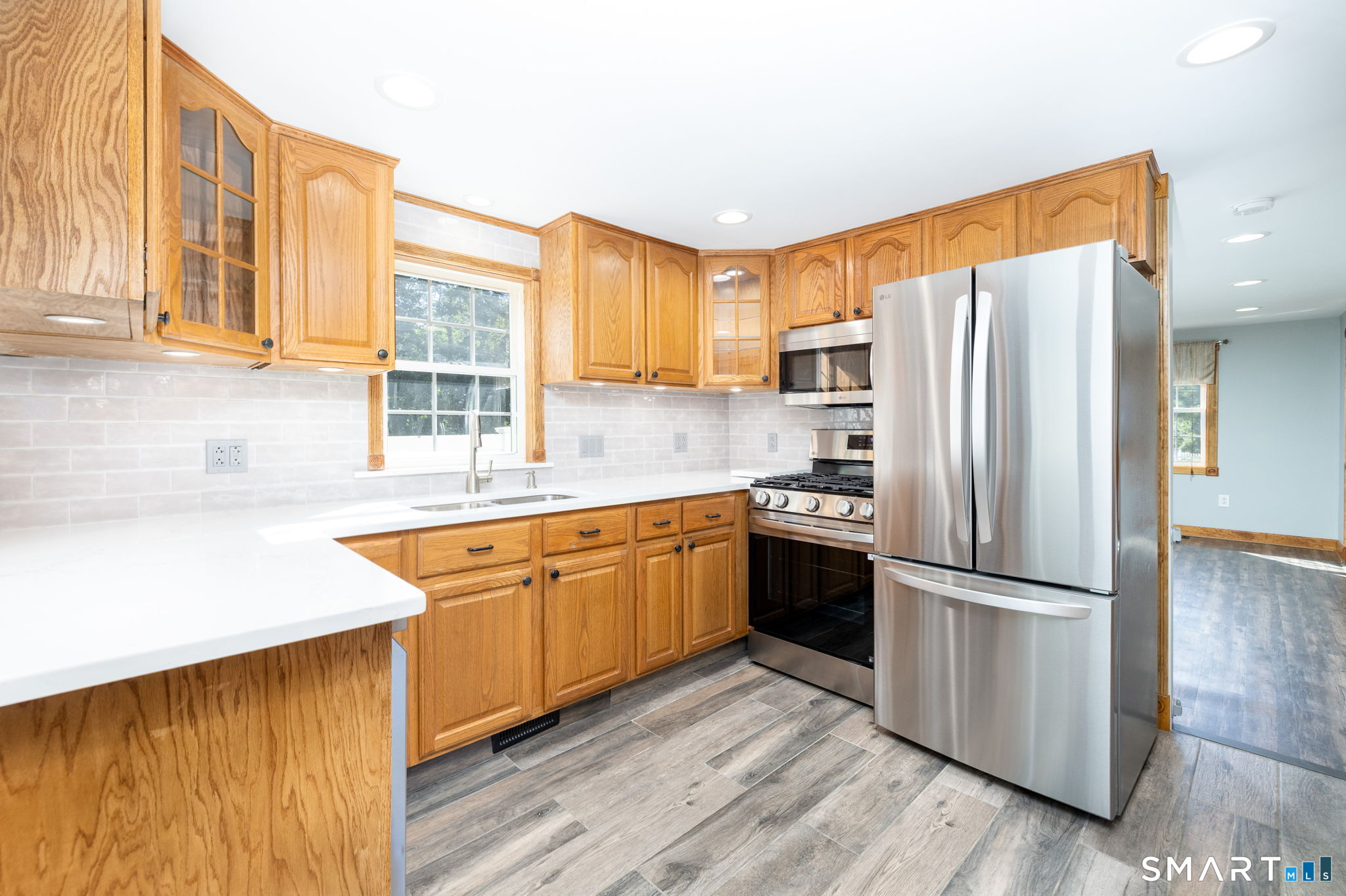 768 Terryville Avenue Property Photo 13