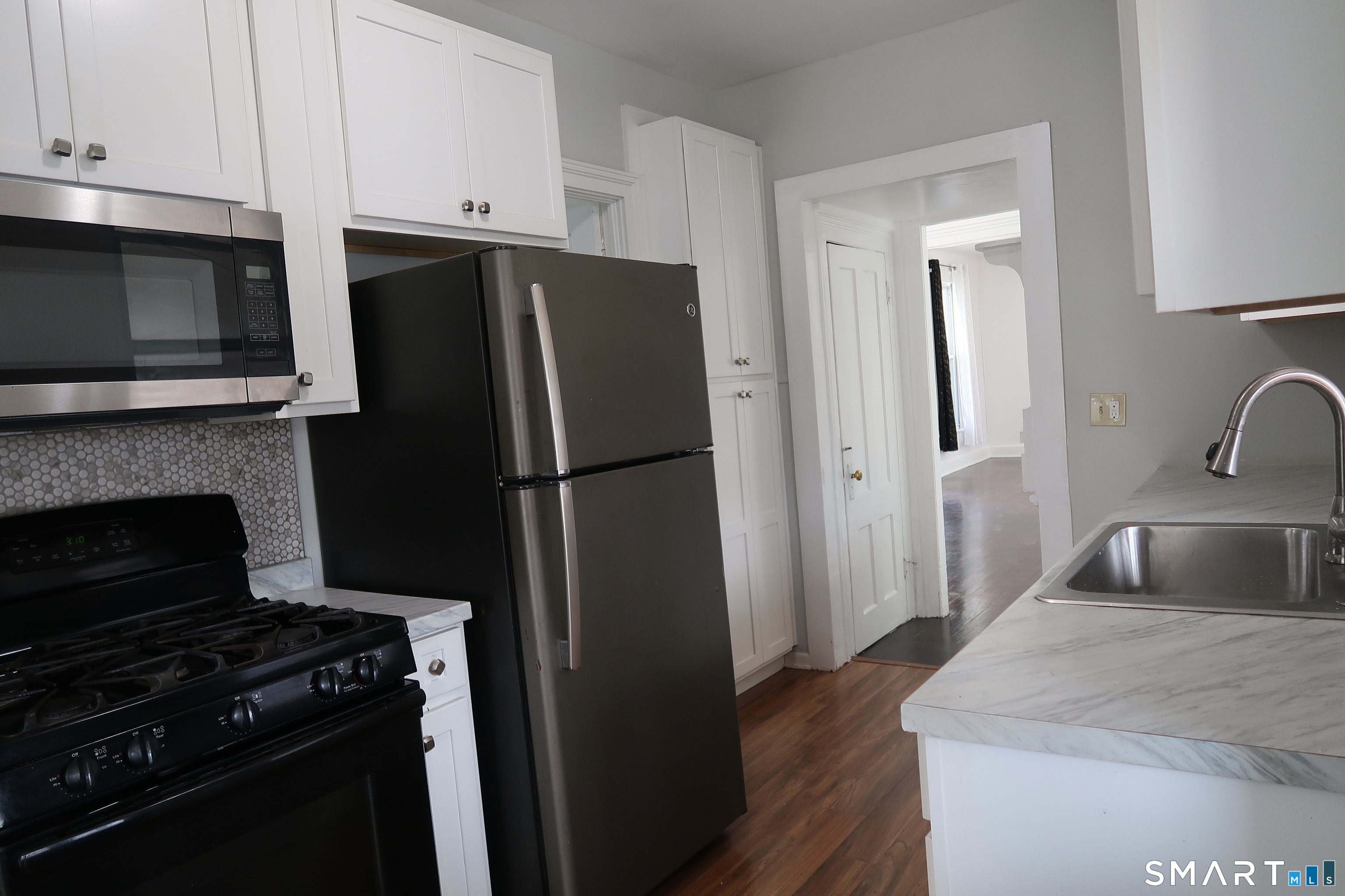 8 Rockwell Avenue Property Photo 14