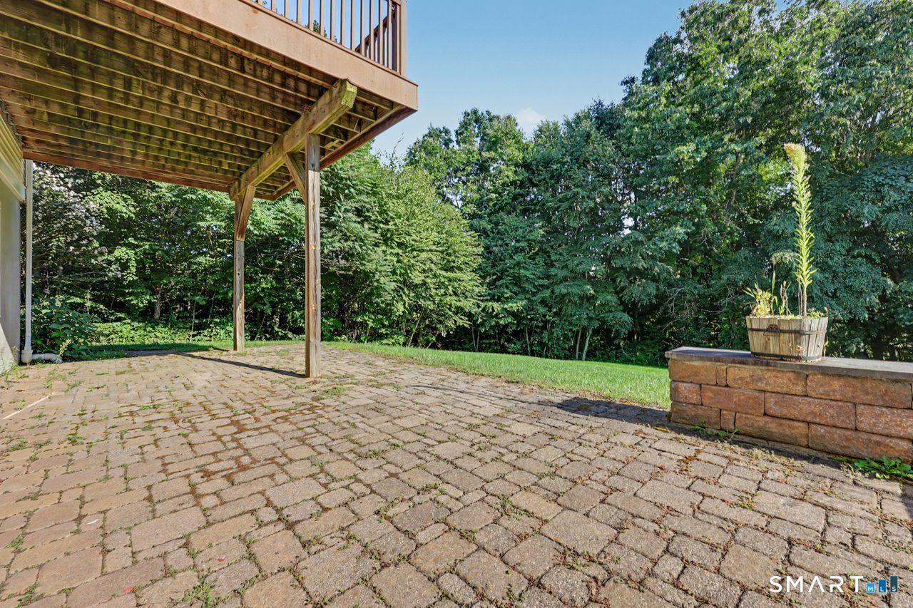 4 Rainbow 4 Court Property Photo 34