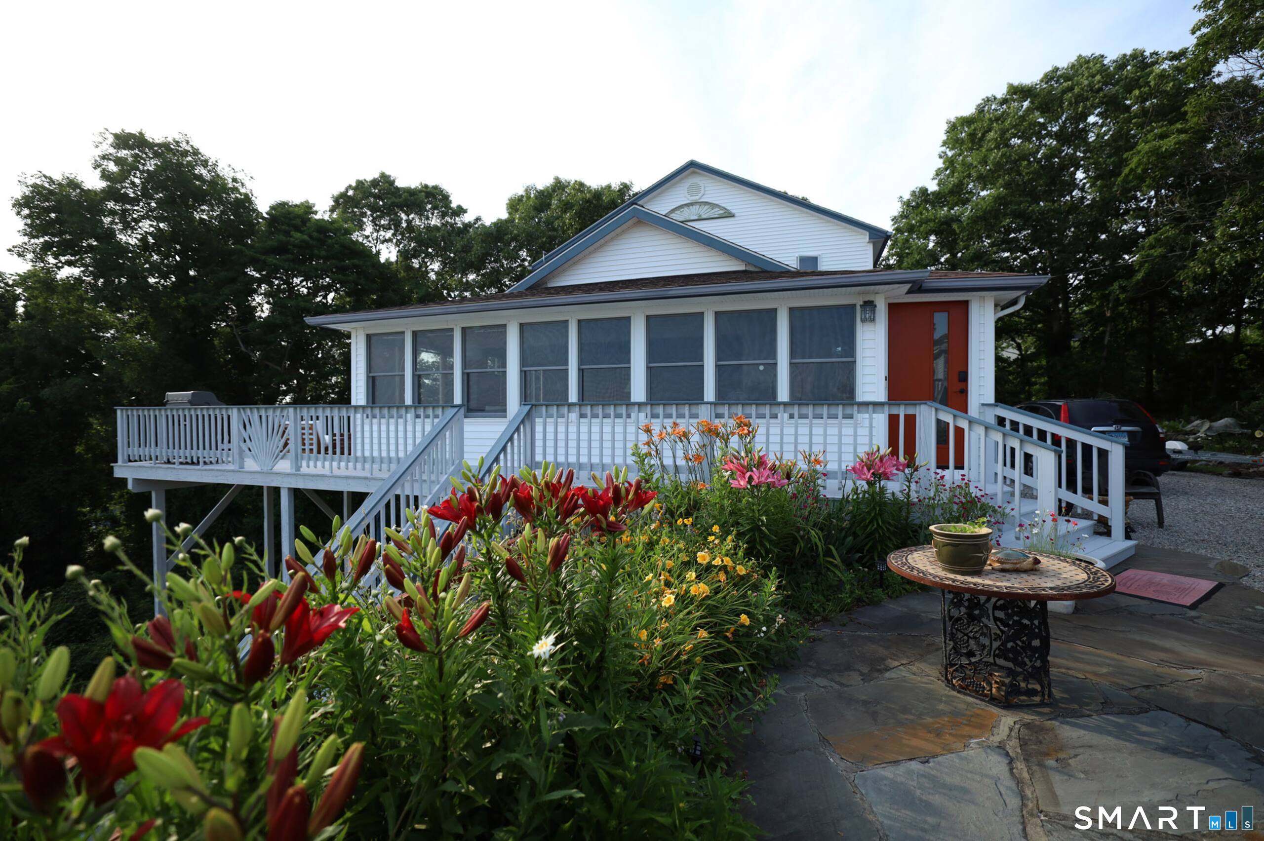 12 Arcadian Road Property Photo 2