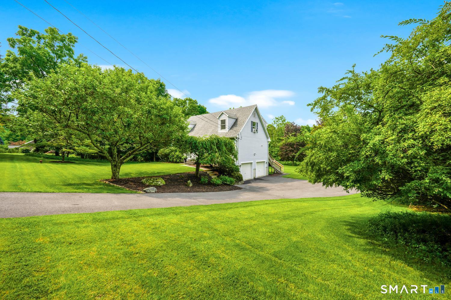 12 Old Hawleyville Road Property Photo 28