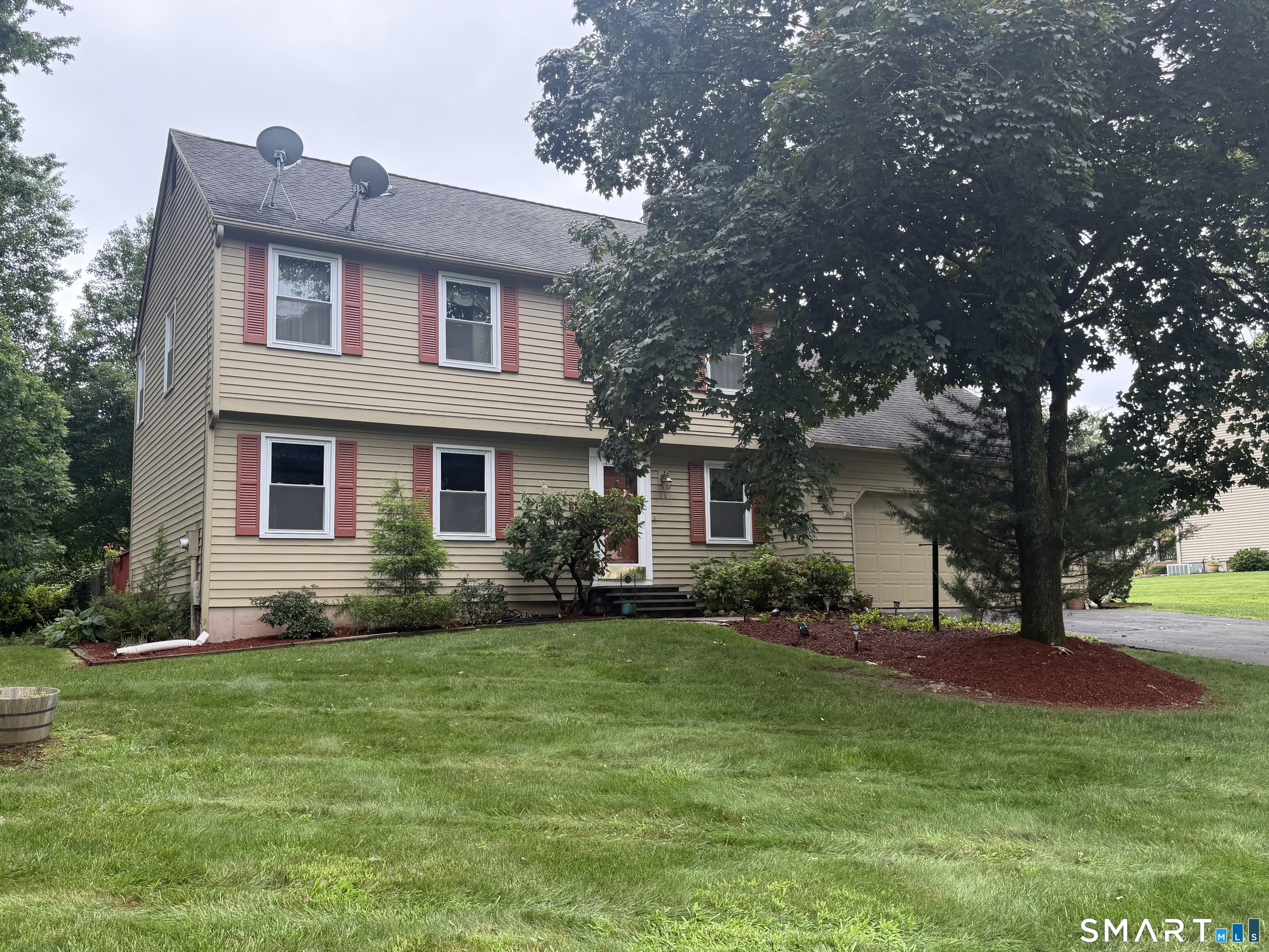 11 Weatherside Drive Property Photo 1