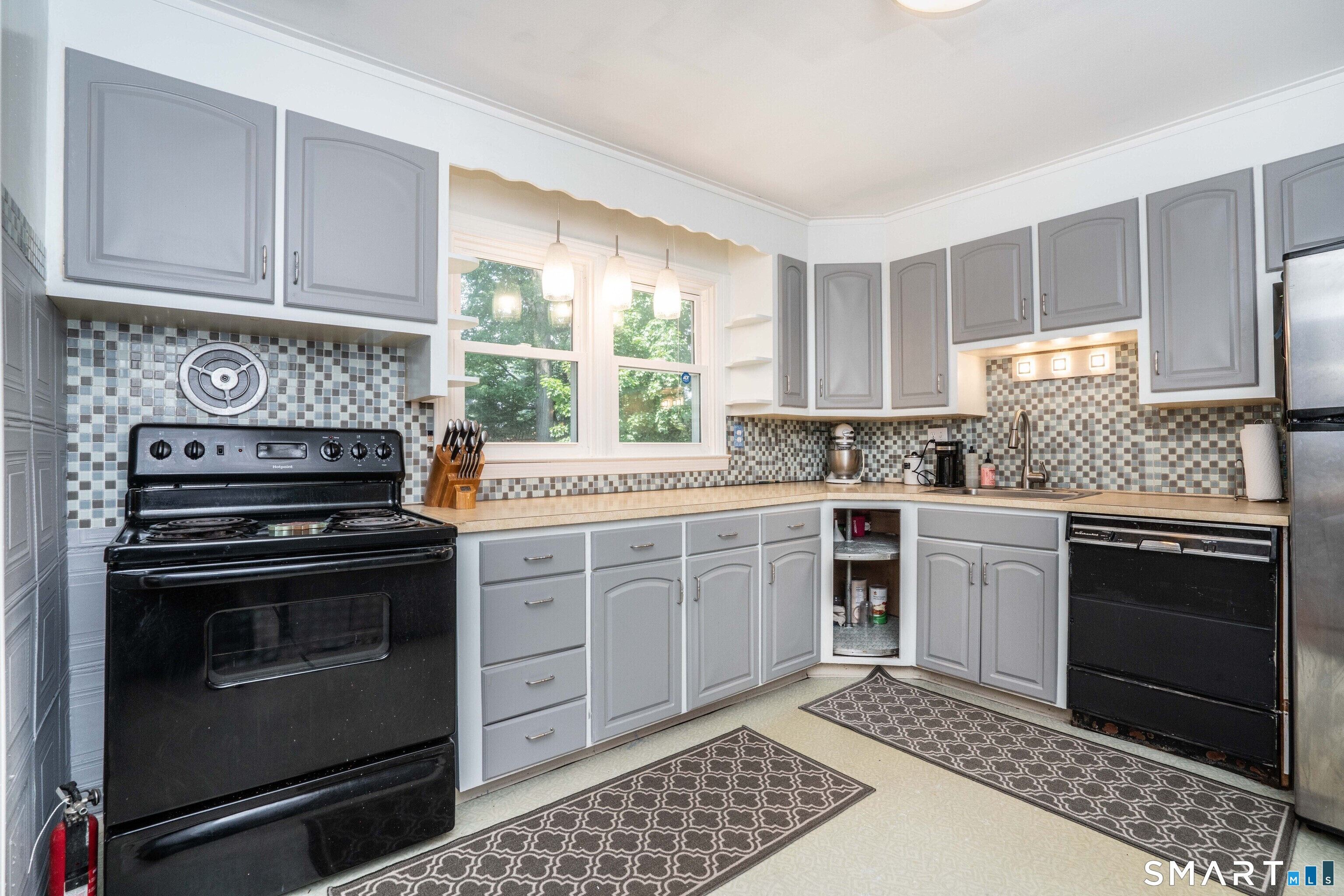 104 Hilldale Road Property Photo 13