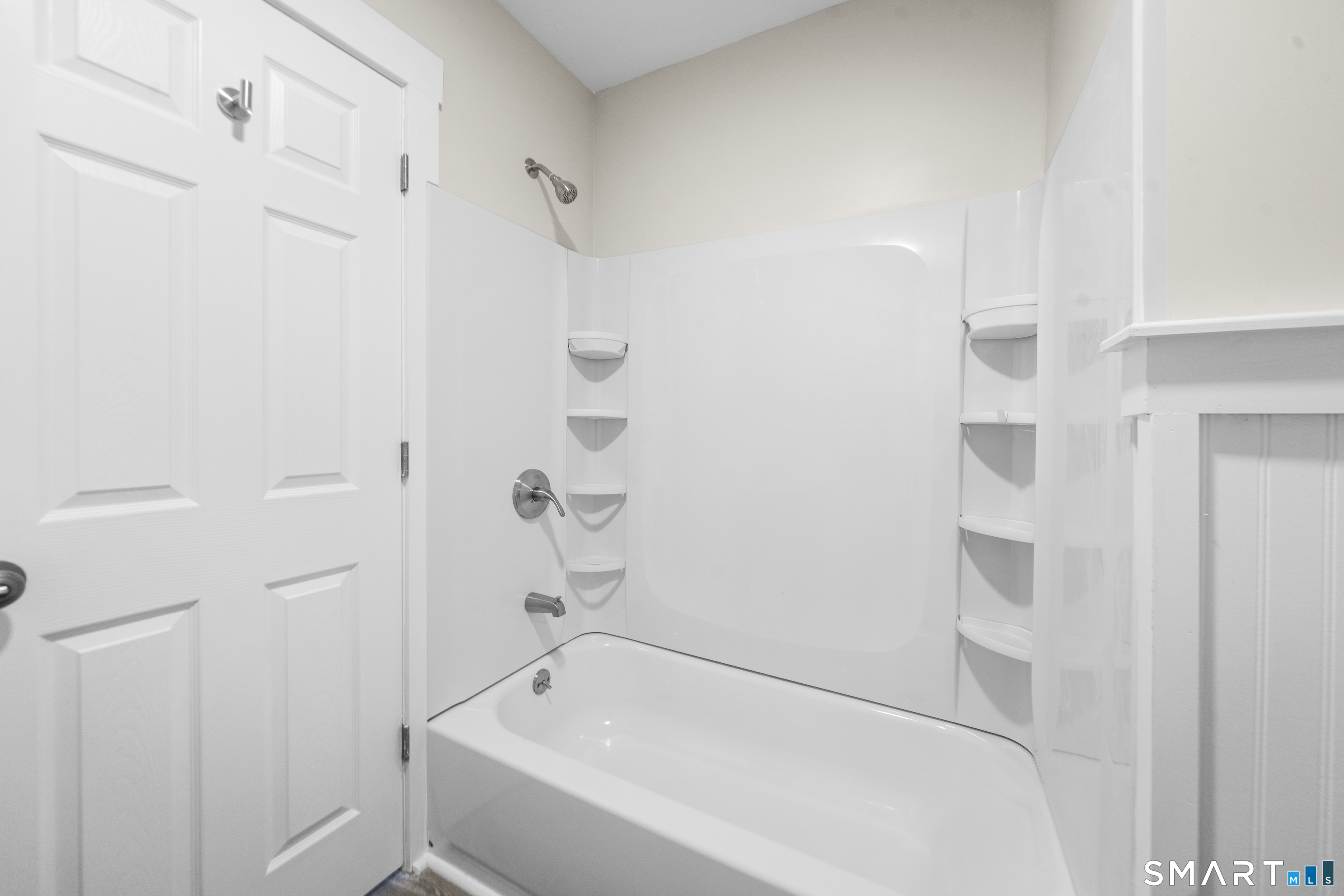 70 Lambert Street Property Photo 17