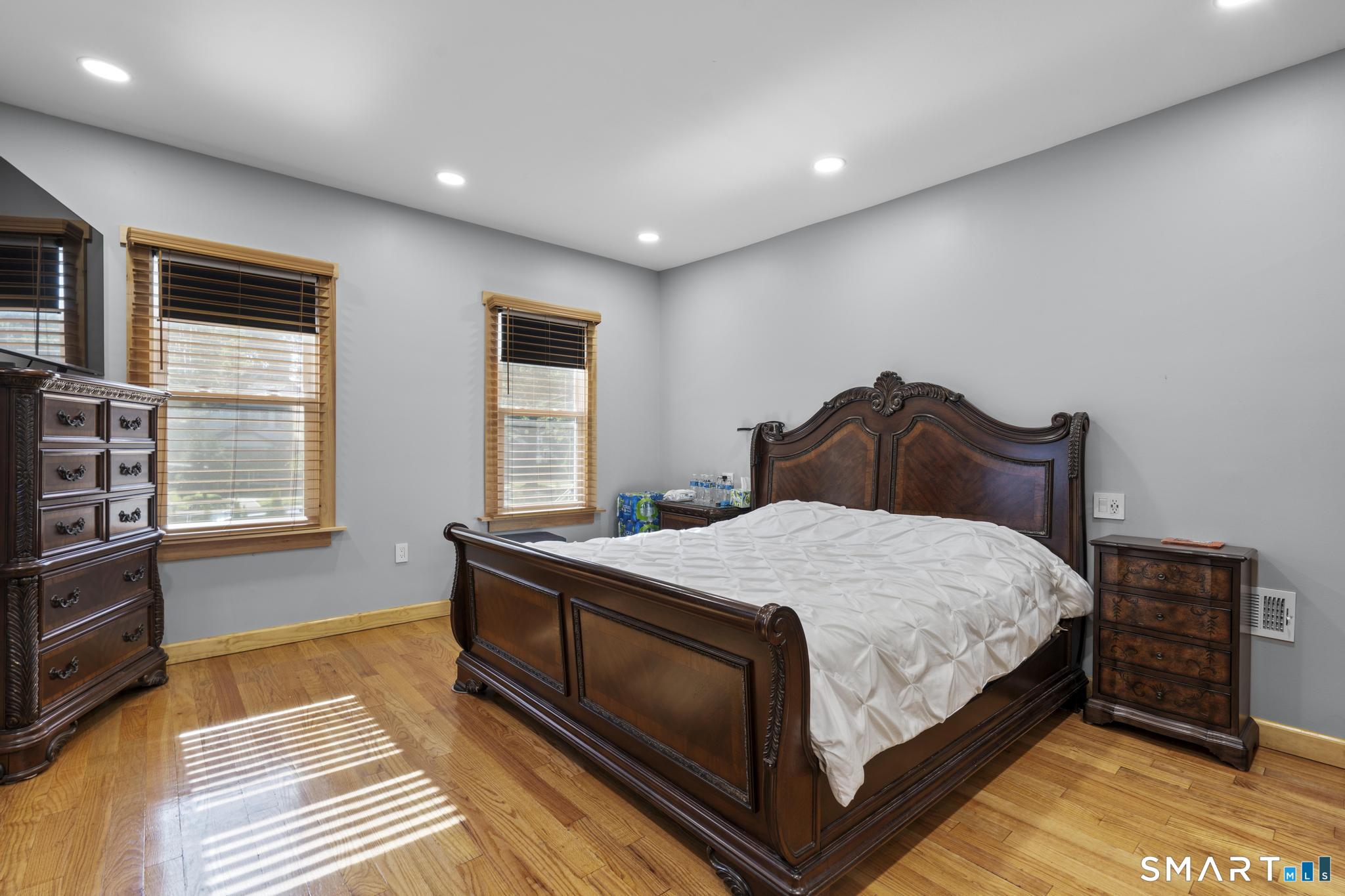 476 Norton Parkway Property Photo 13