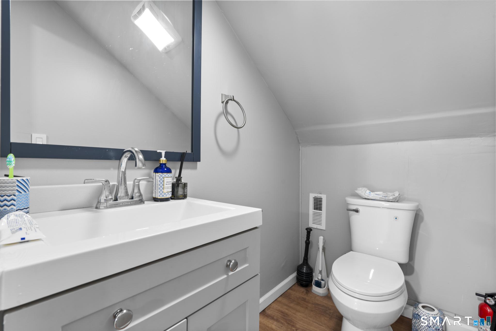 476 Norton Parkway Property Photo 26