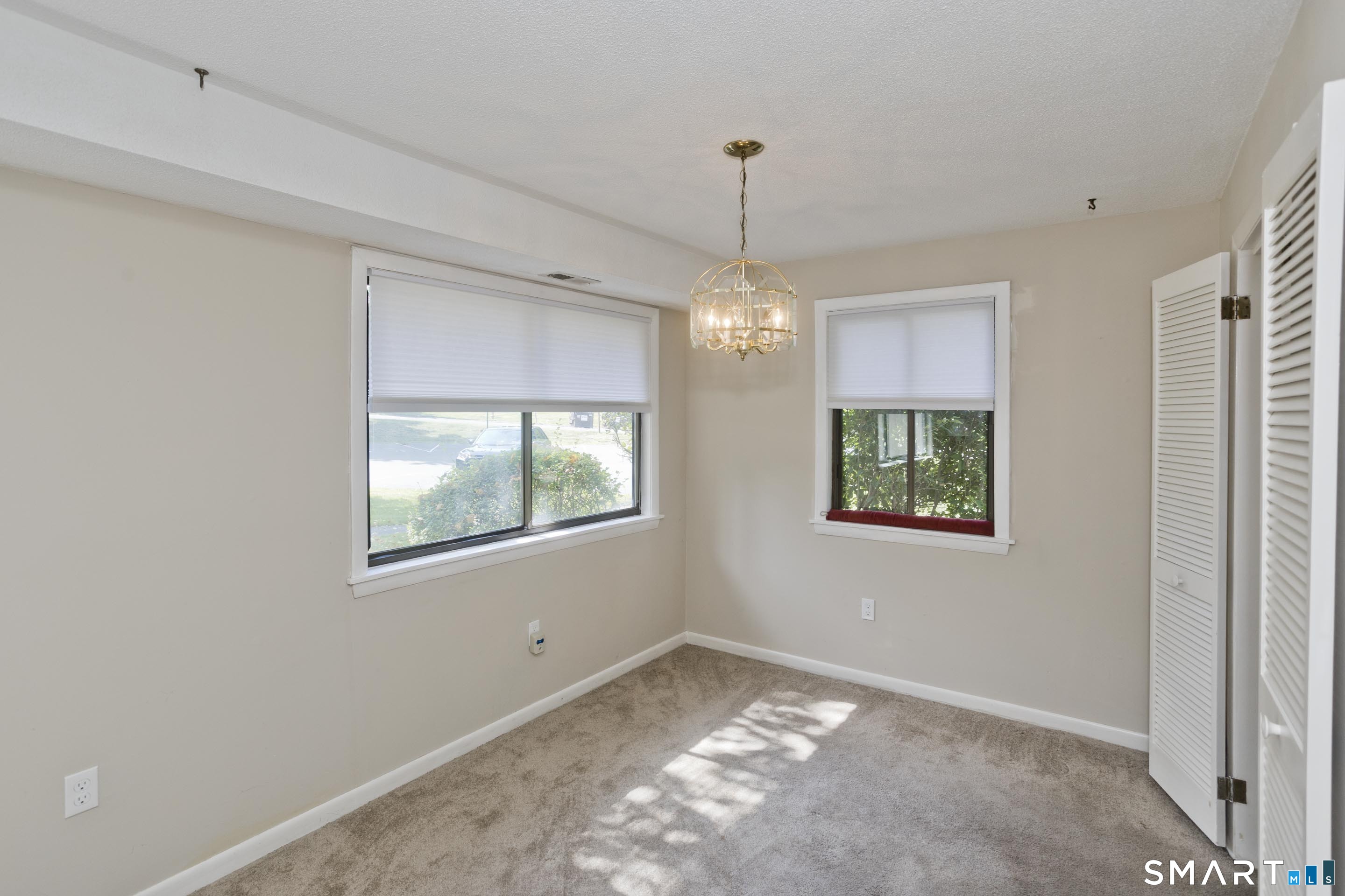 70 Landing 70 Circle Property Photo 11
