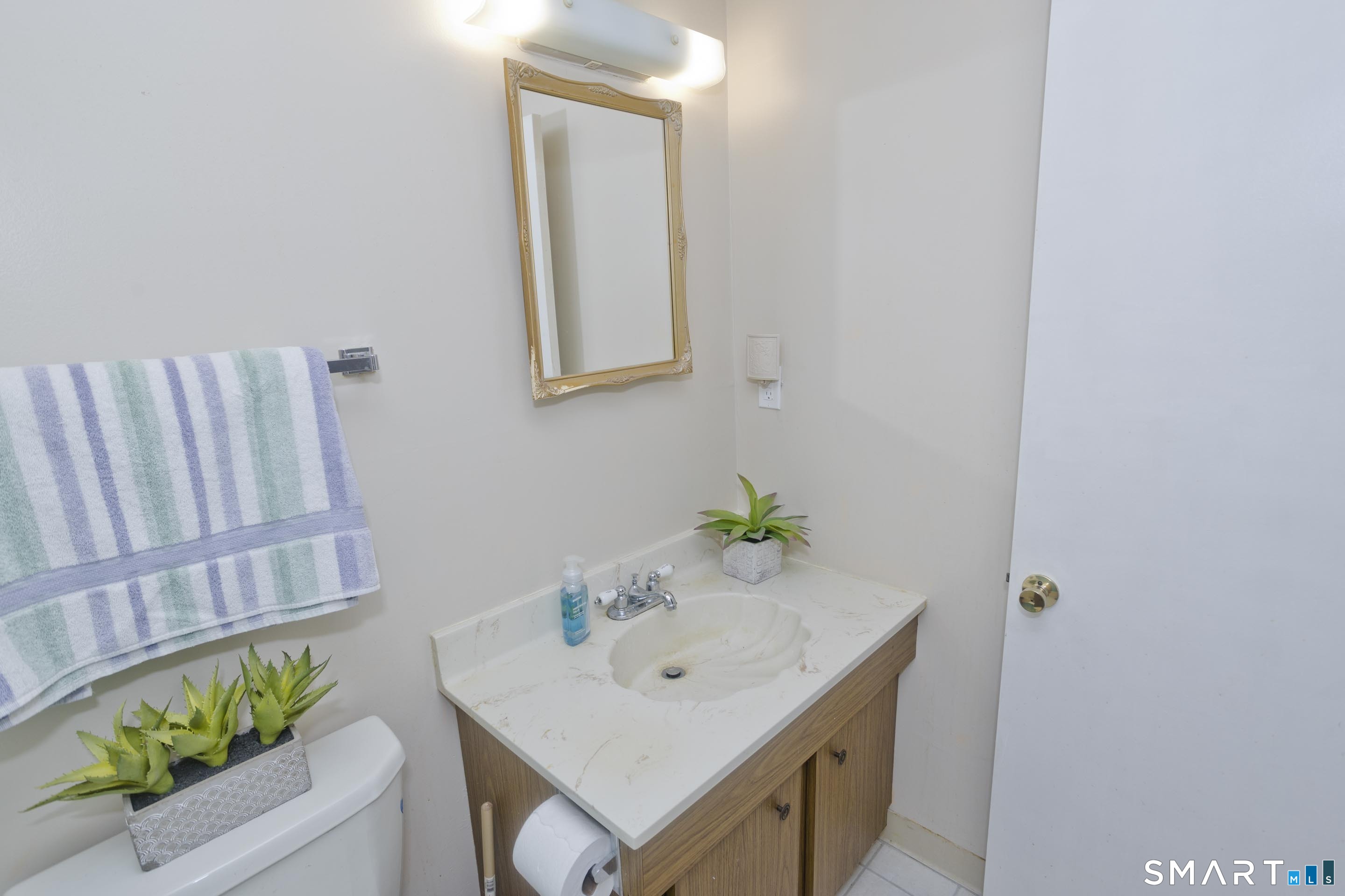 70 Landing 70 Circle Property Photo 19