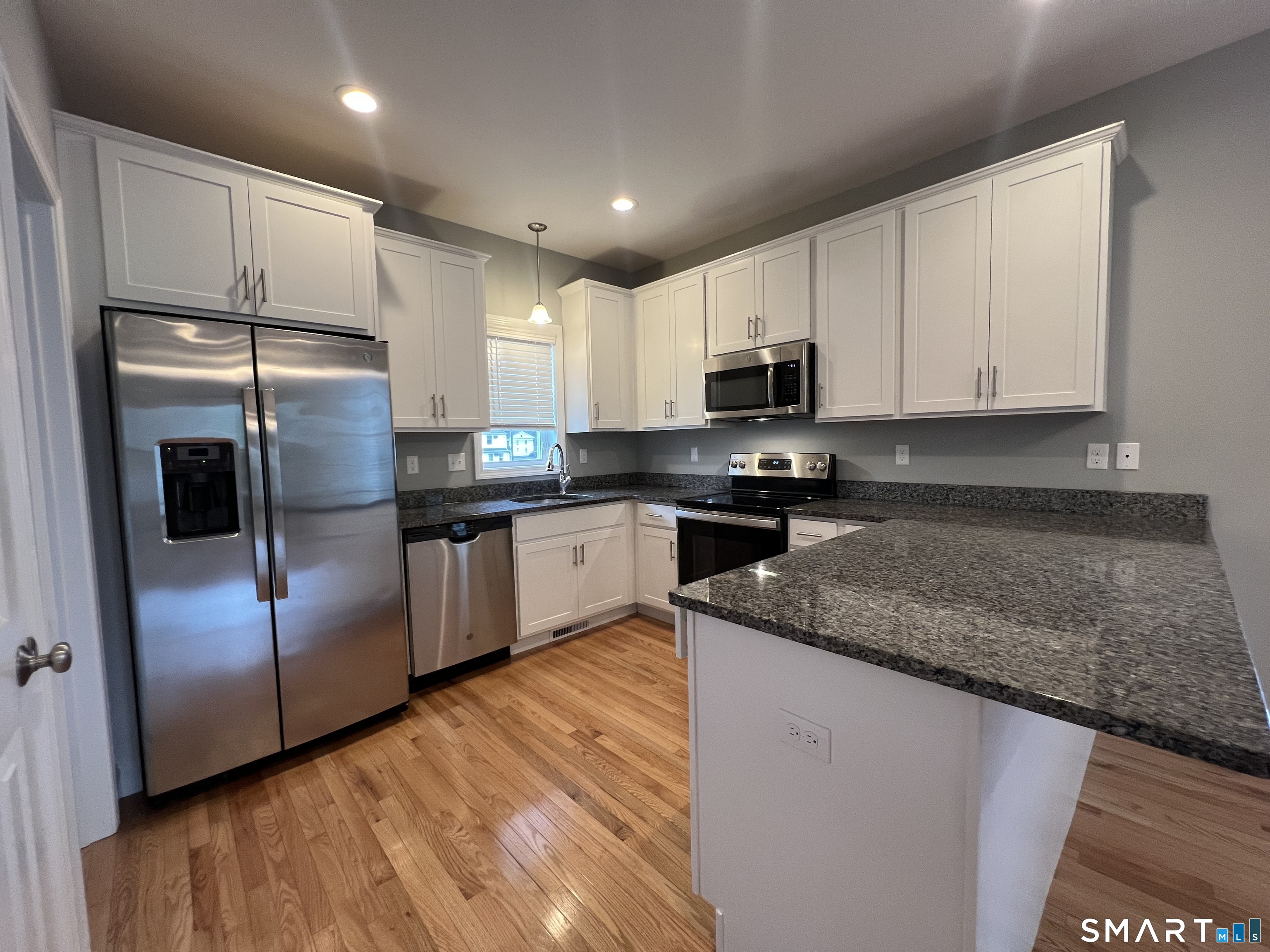 39 Eden 1 Avenue Property Photo 1