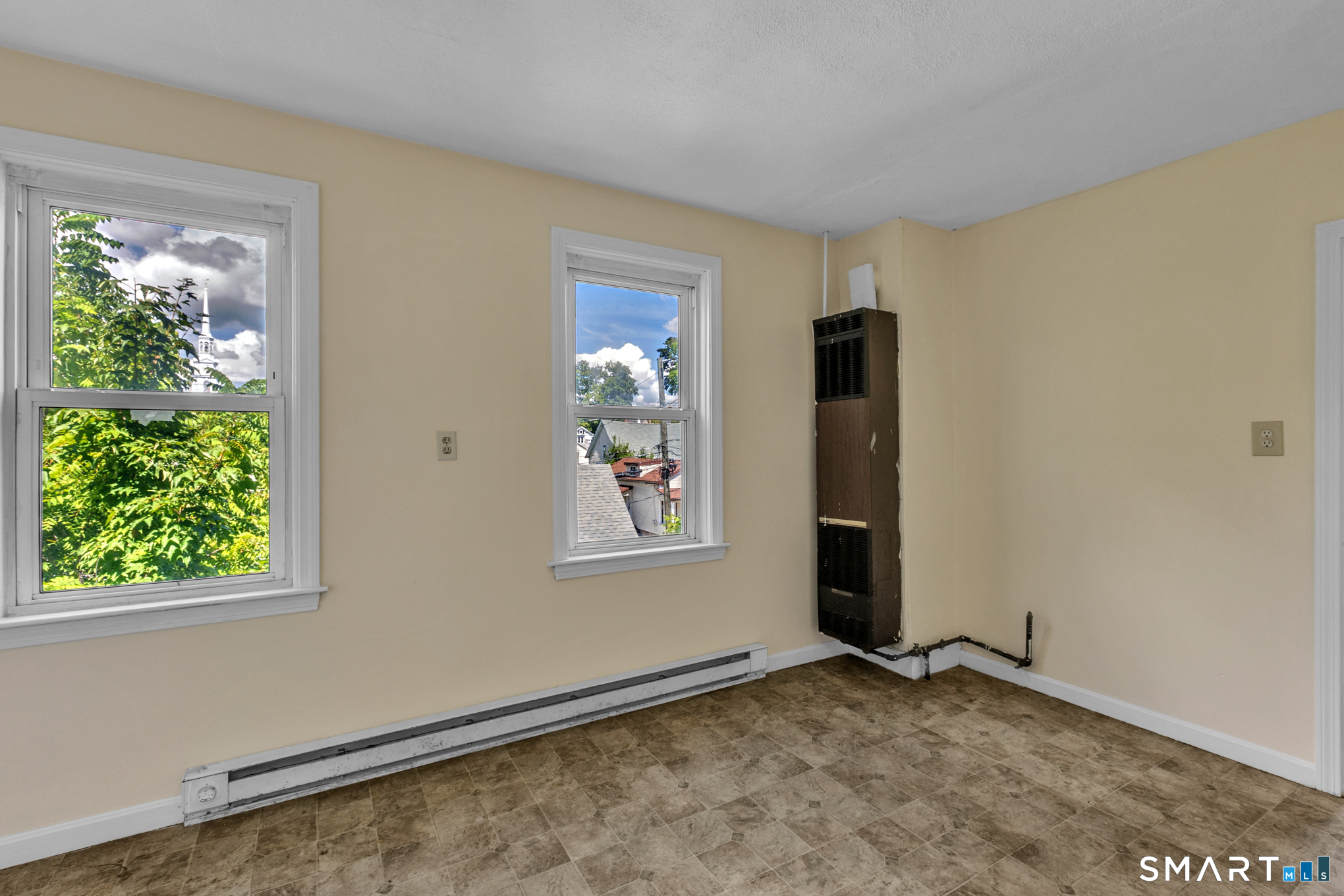49 High B Street Property Photo 8