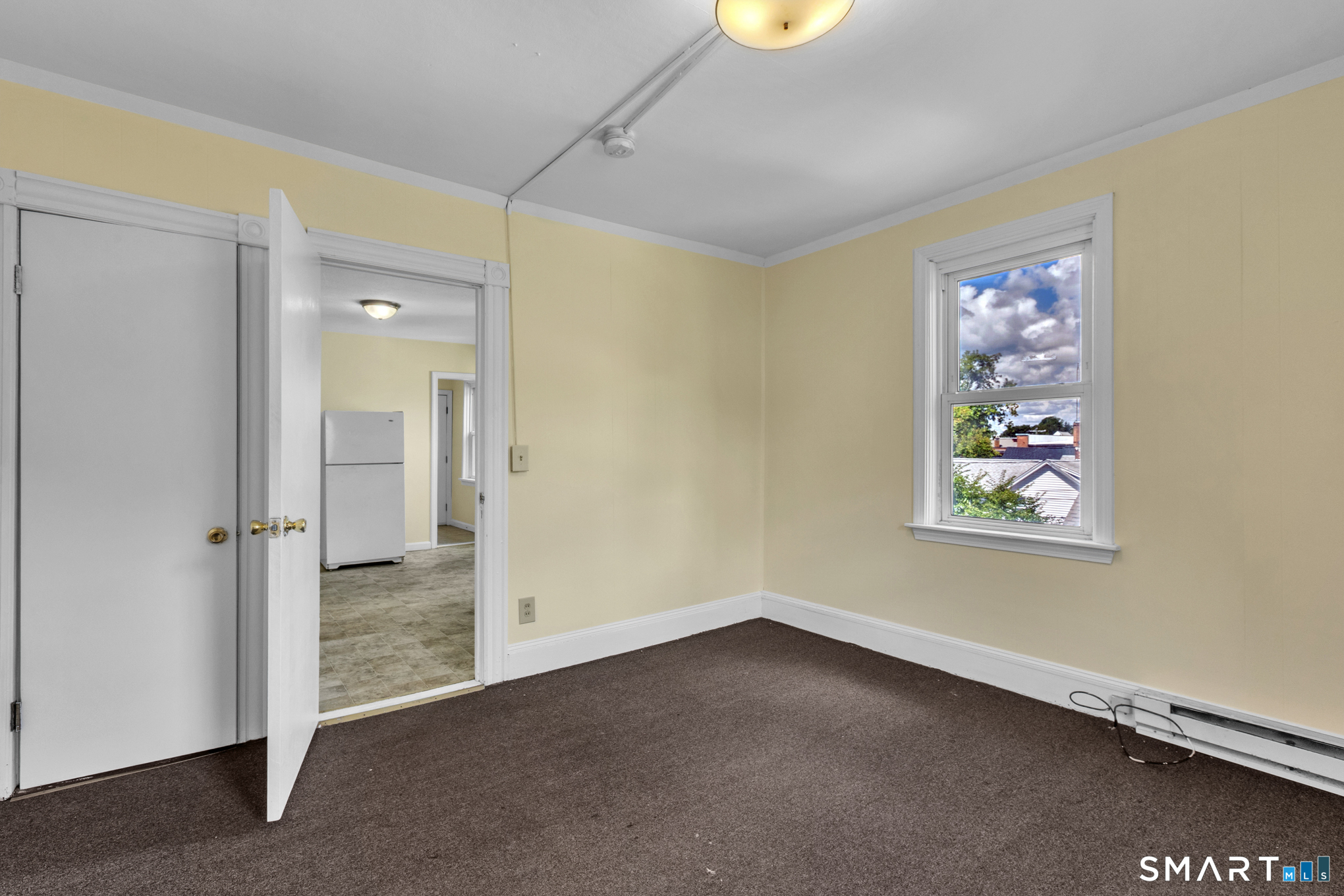 49 High B Street Property Photo 9