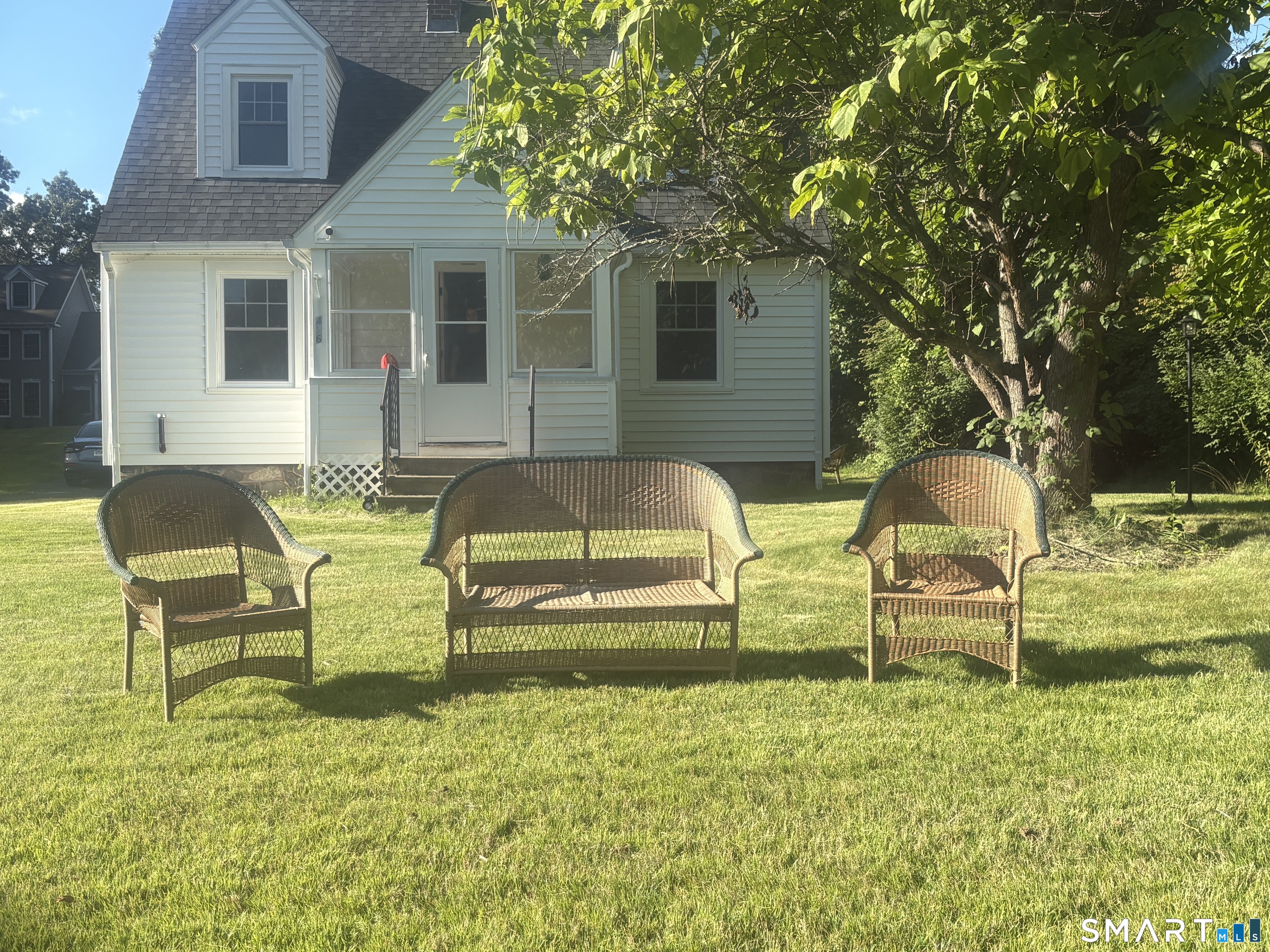 426 Maple Avenue Property Photo 1