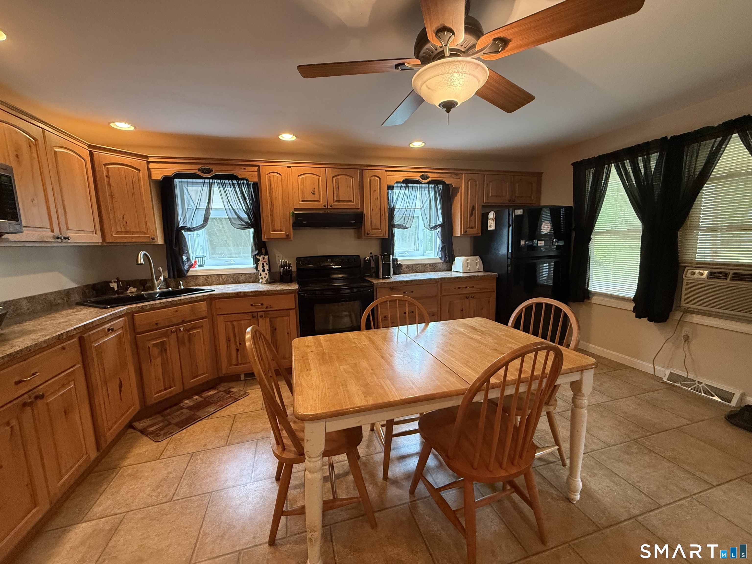 133 Church Street Property Photo 12
