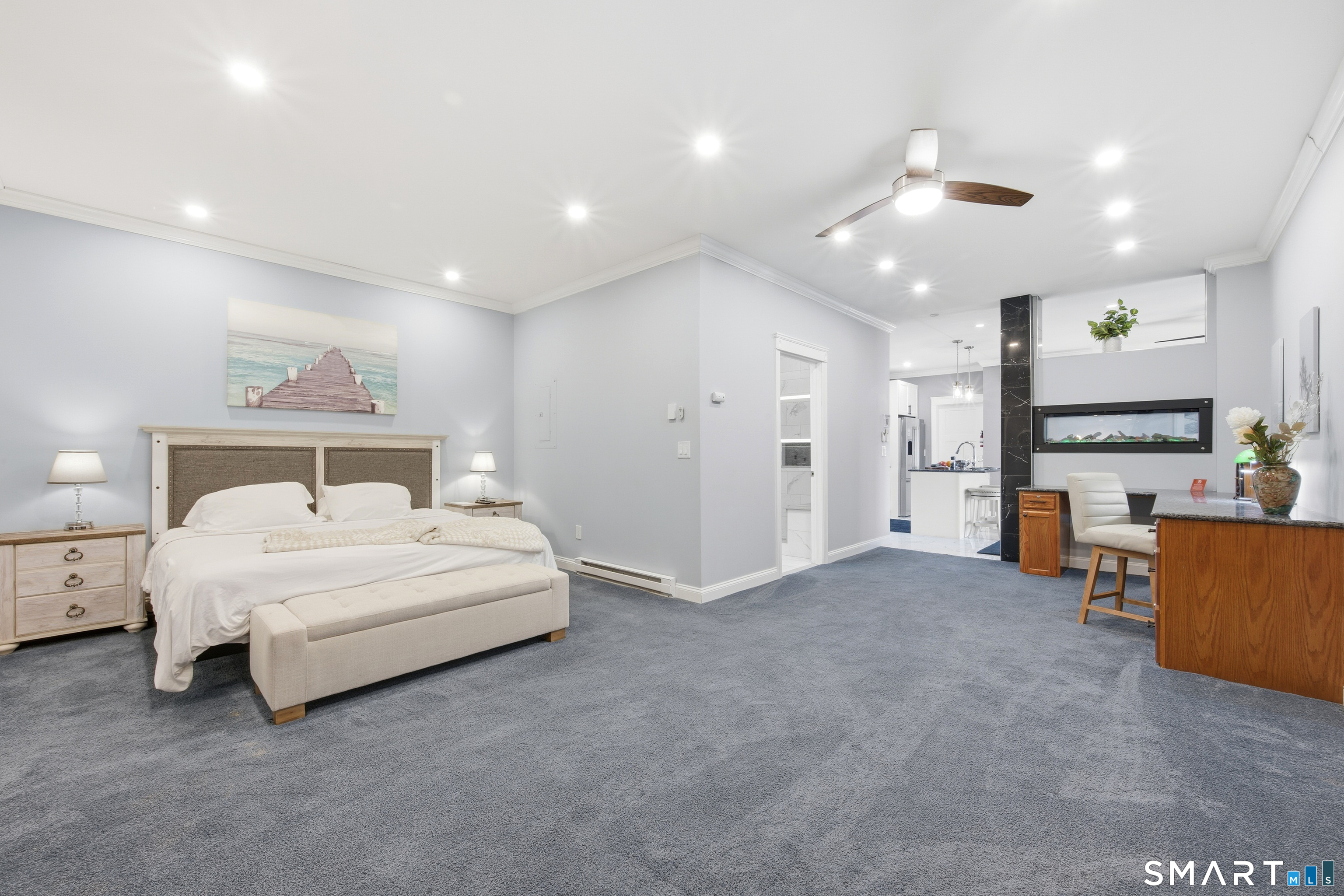 24202375 Property Photo 4