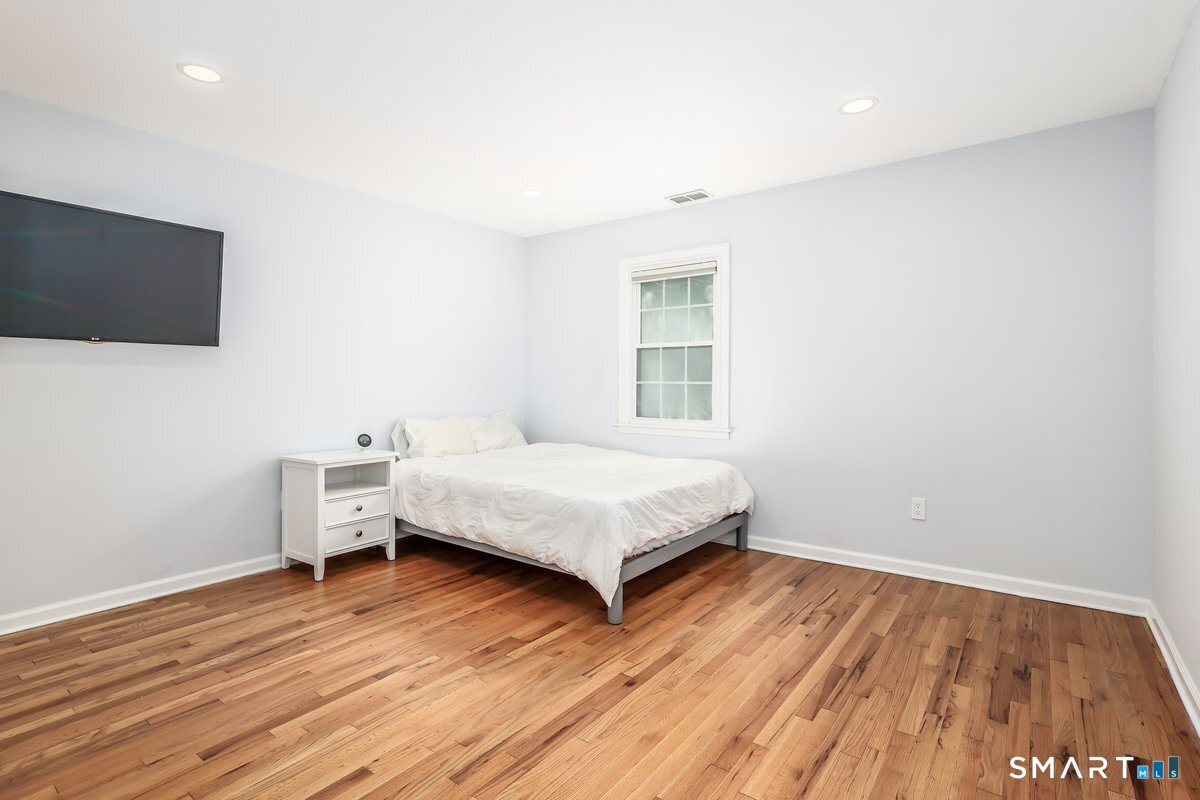179 South 9 Avenue Property Photo 17
