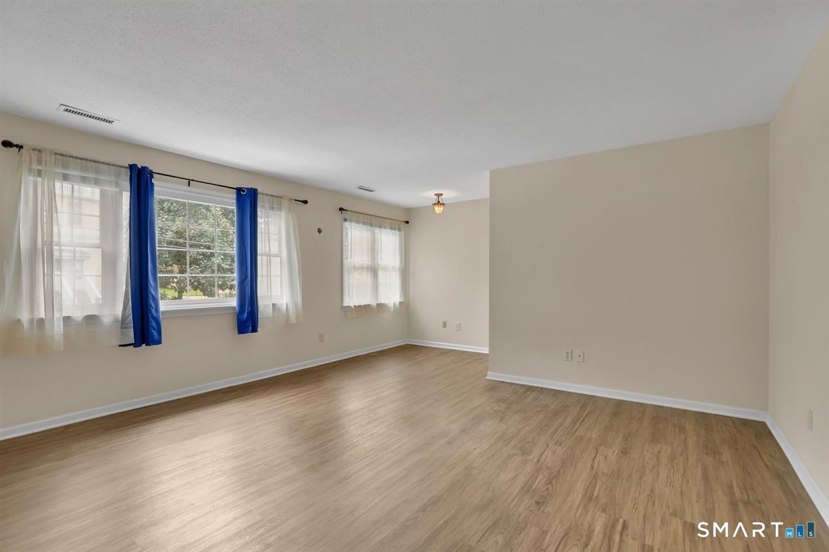 756 Quinnipiac 13 Avenue Property Photo 5