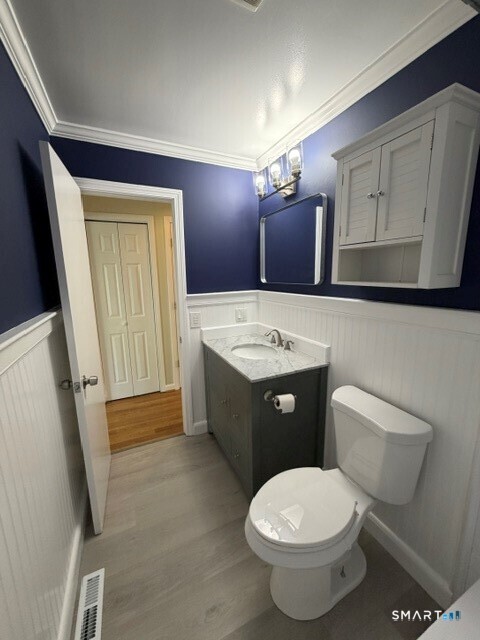 350 Grovers 1h Avenue Property Photo 13