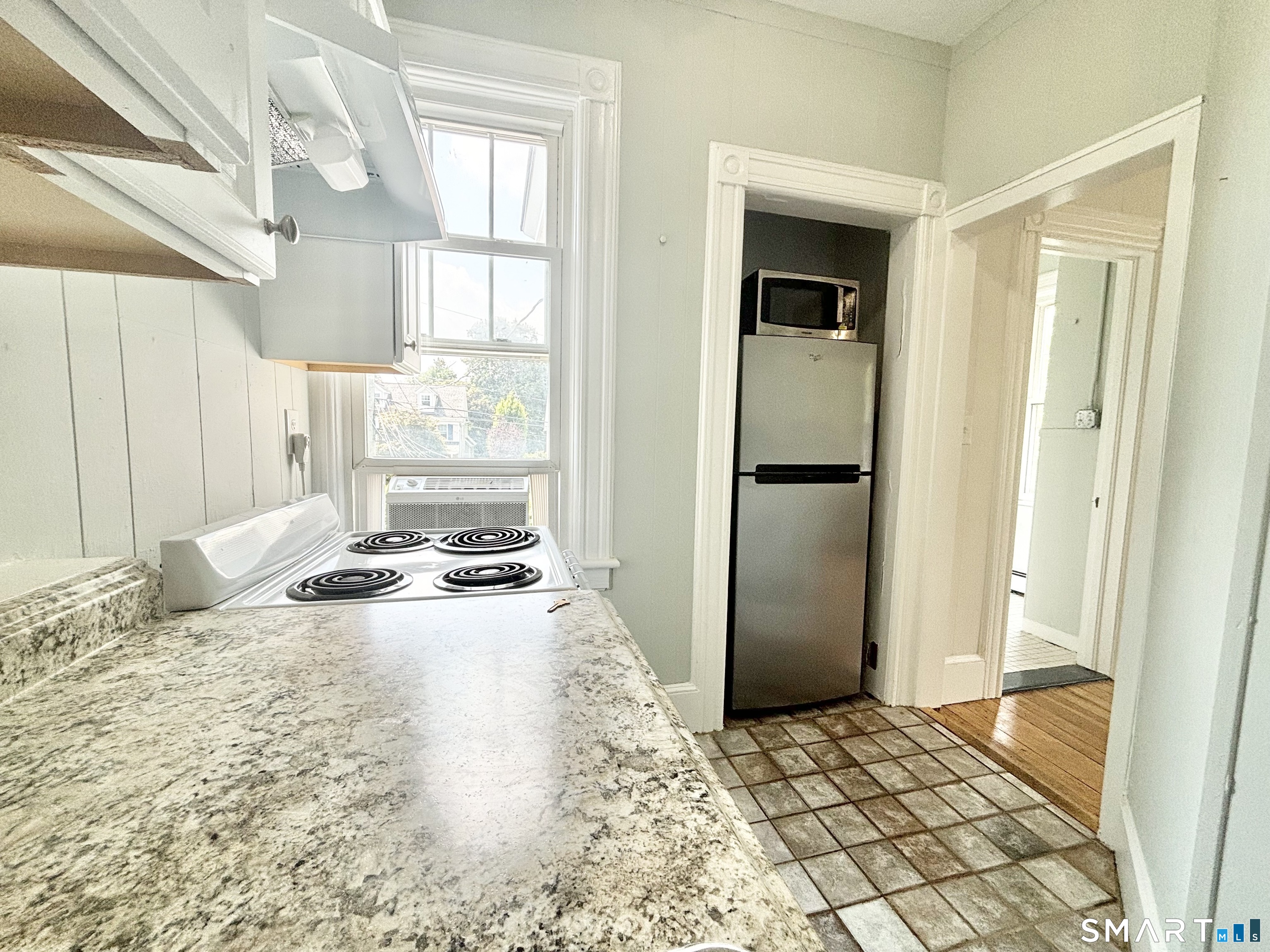 198 Ocean East 2f Drive Property Photo 3