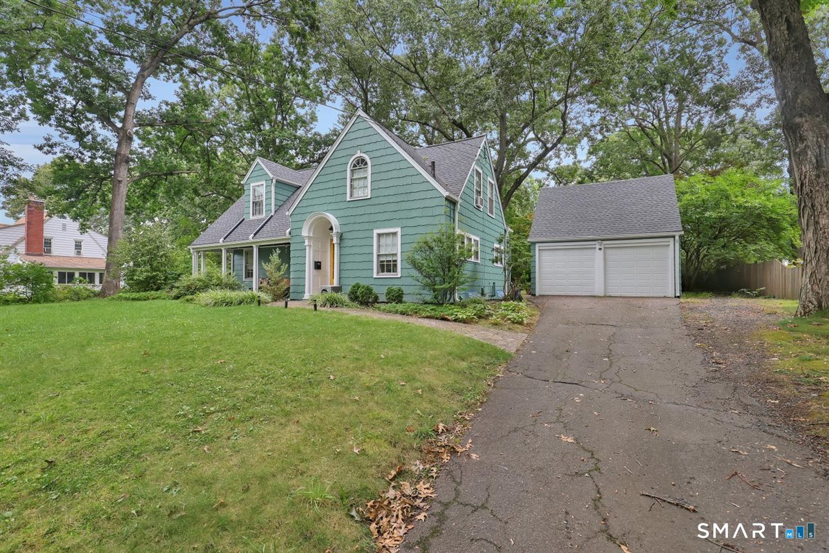 117 Princeton Street Property Photo 3