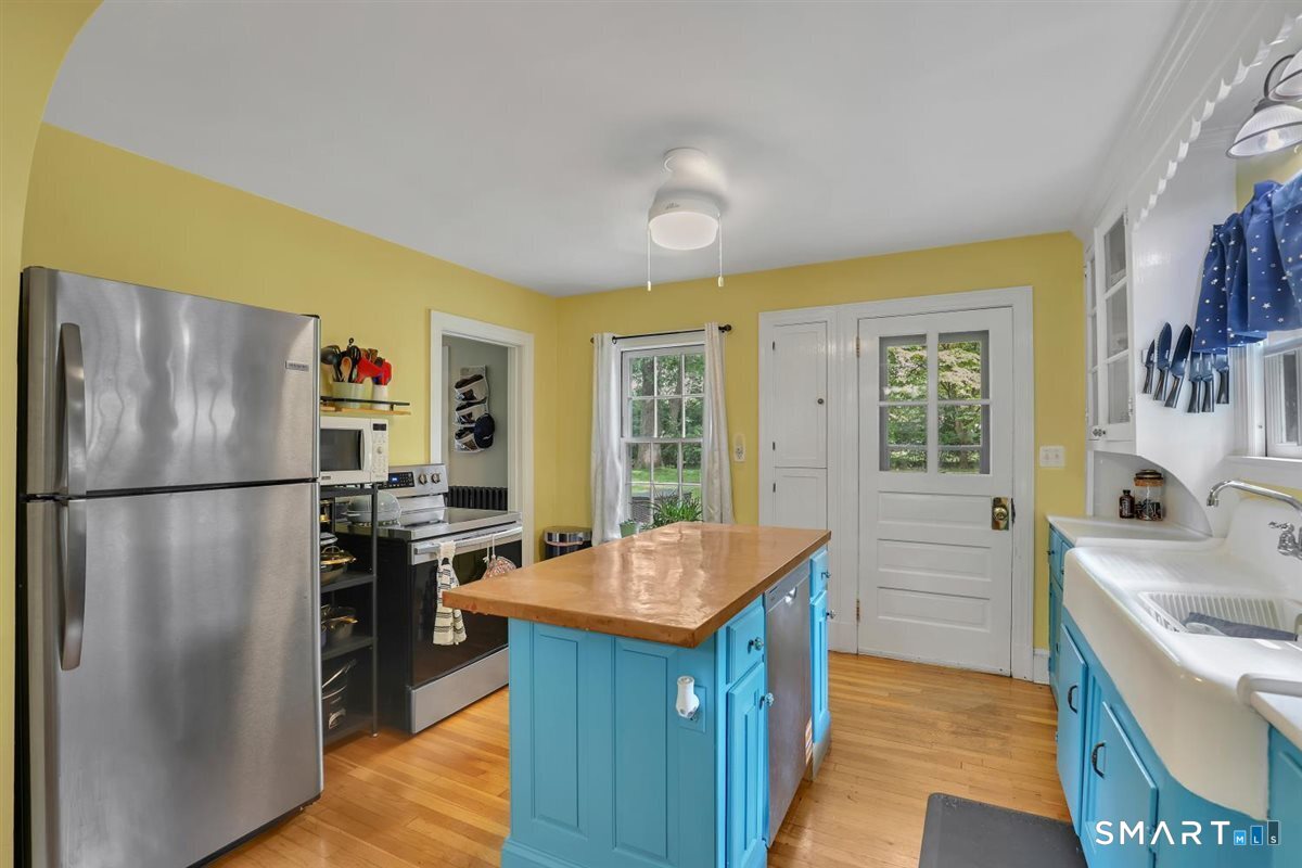 117 Princeton Street Property Photo 9