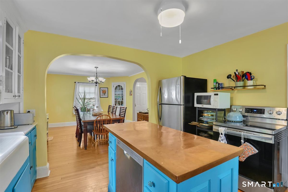 117 Princeton Street Property Photo 10