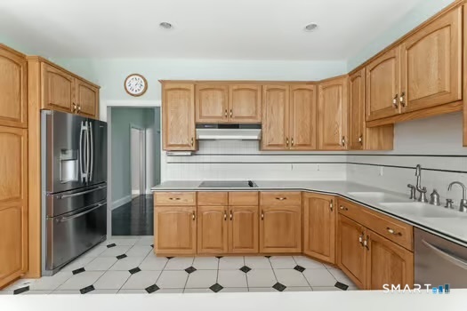 8 Red Brook Lane Property Photo 11