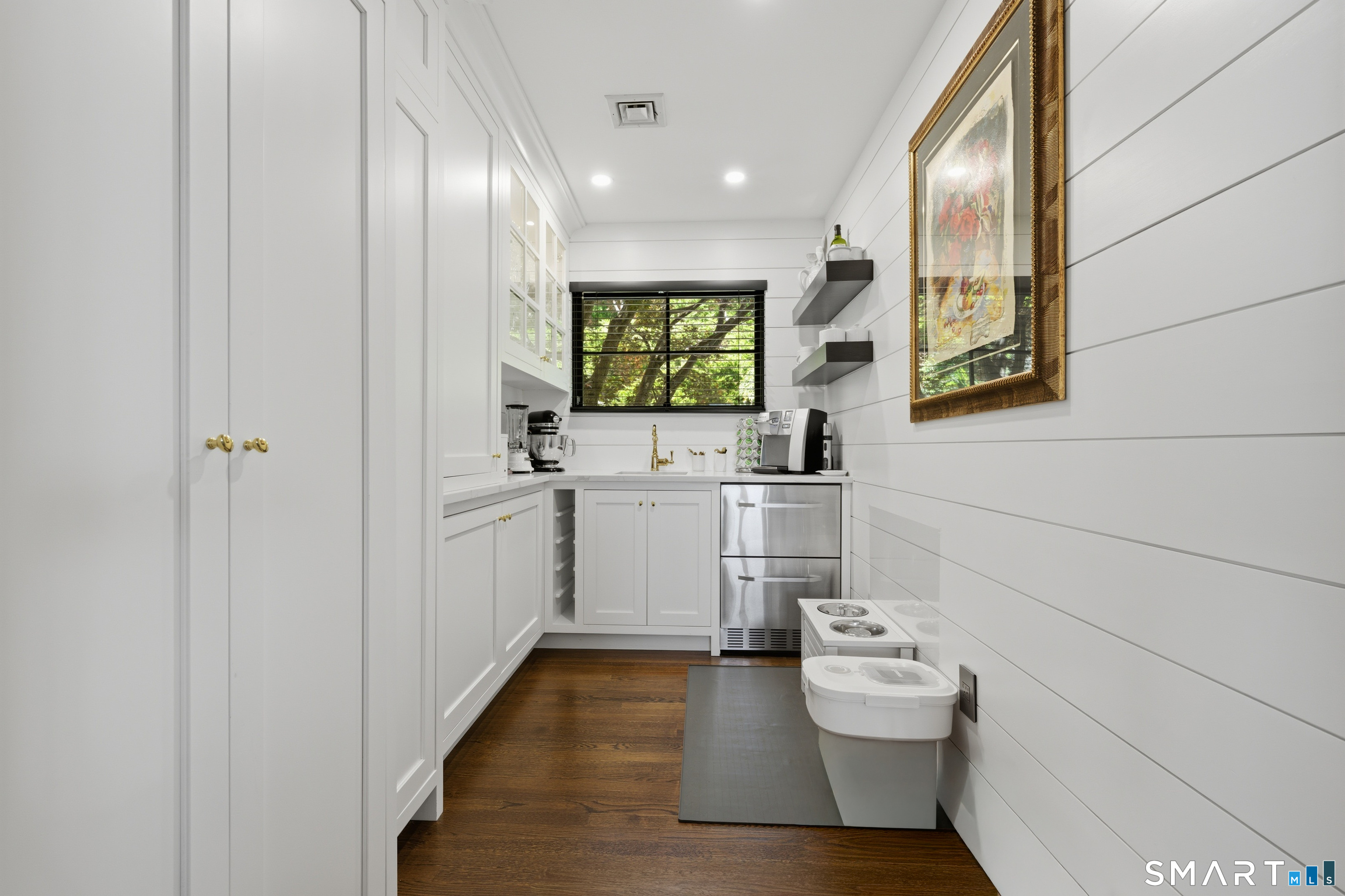 500 River Road Property Photo 6