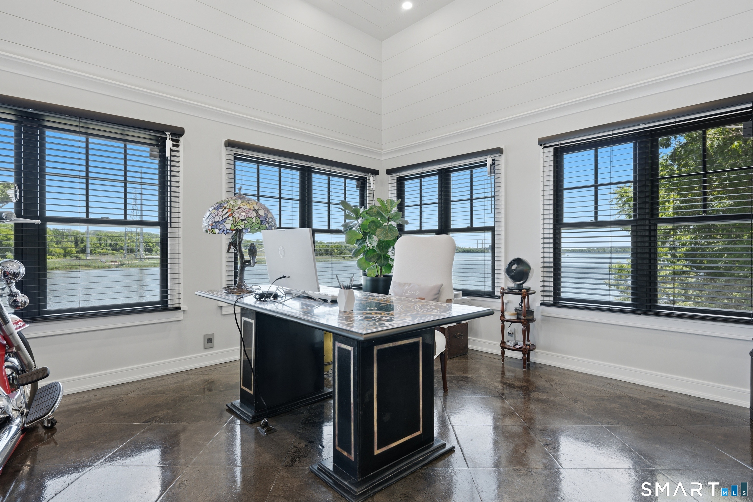 500 River Road Property Photo 21