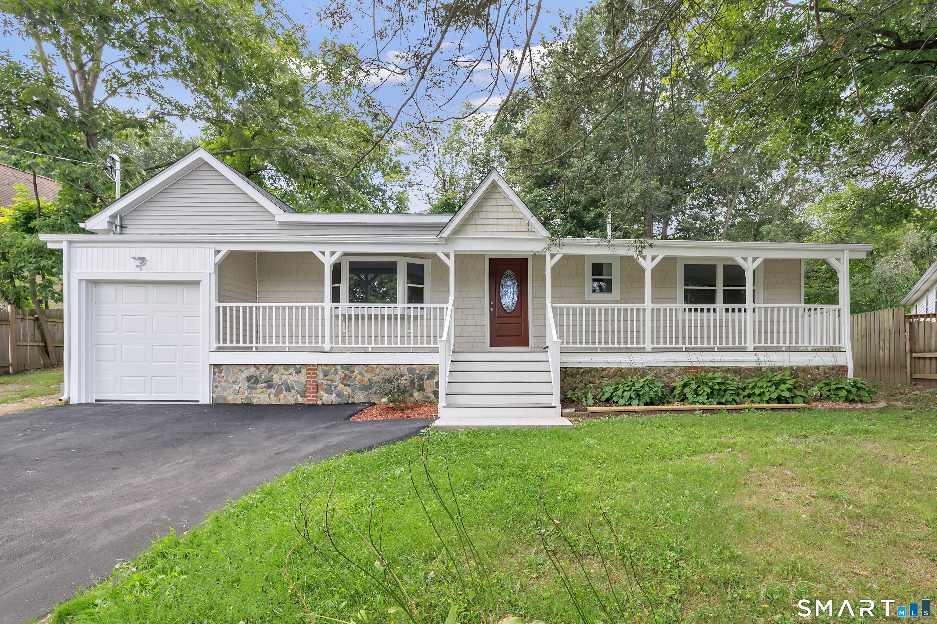4 Fall Mountain Terrace Property Photo 1