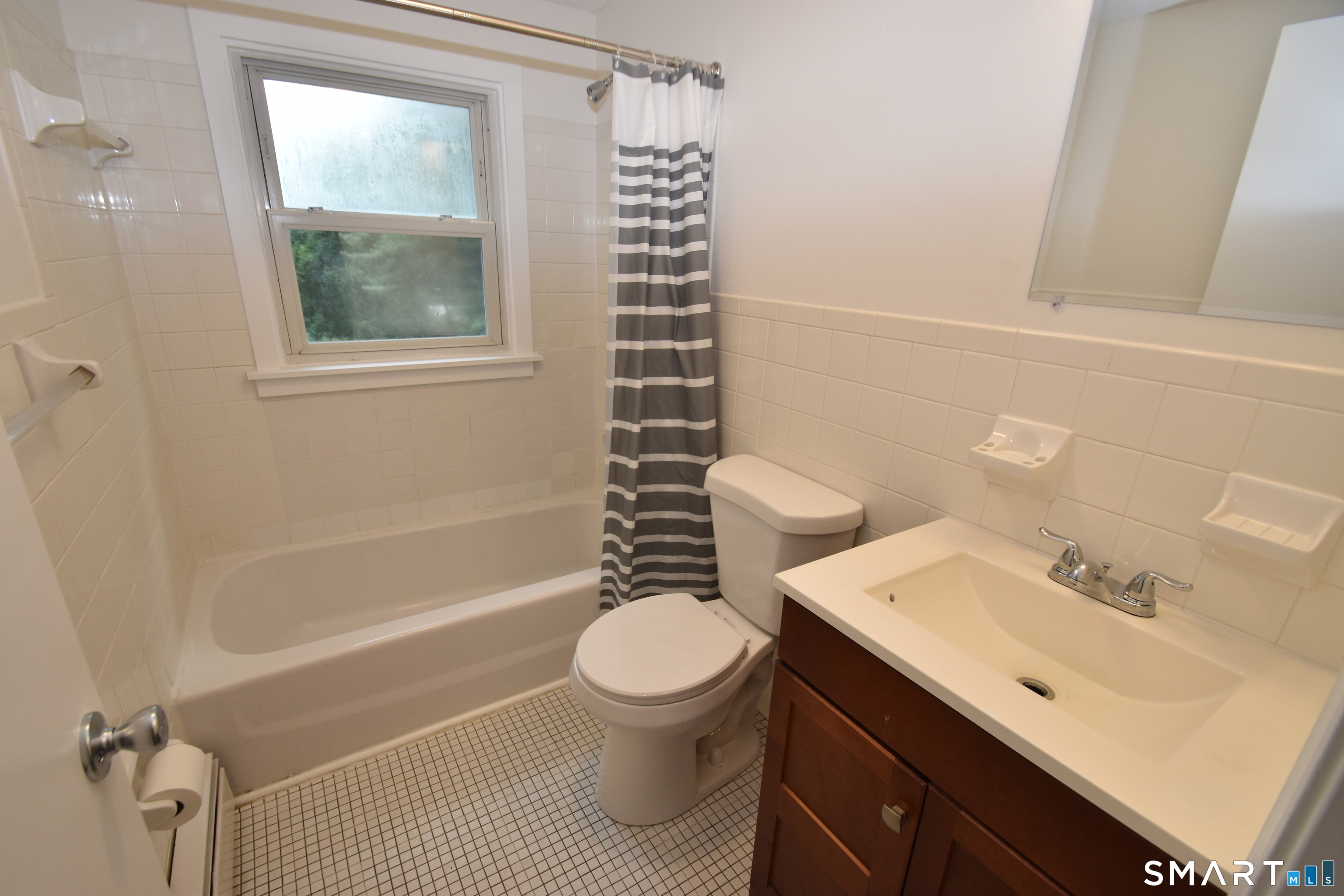 28 Hickory Road Property Photo 13