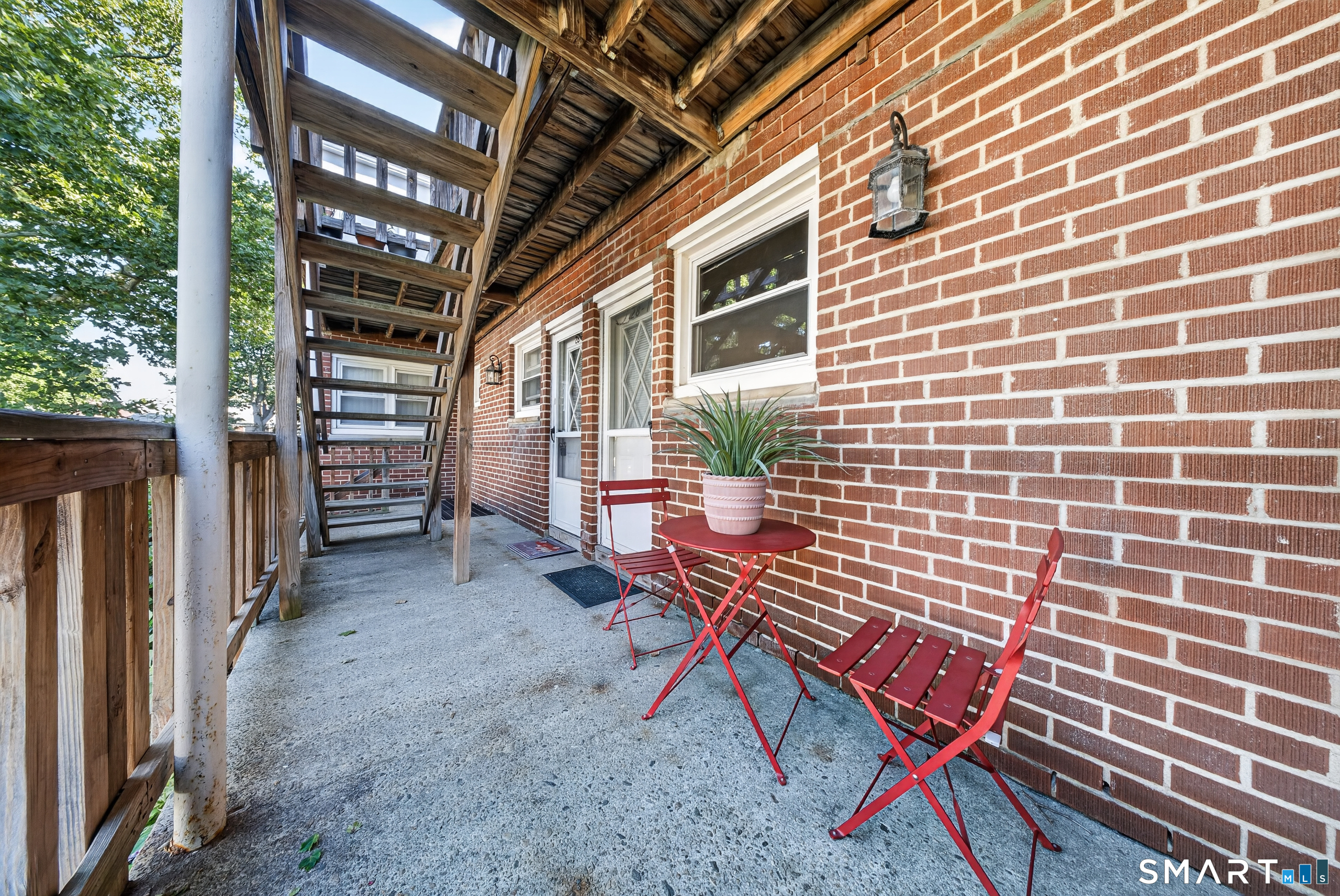 28 Courtland 1 Avenue Property Photo 4