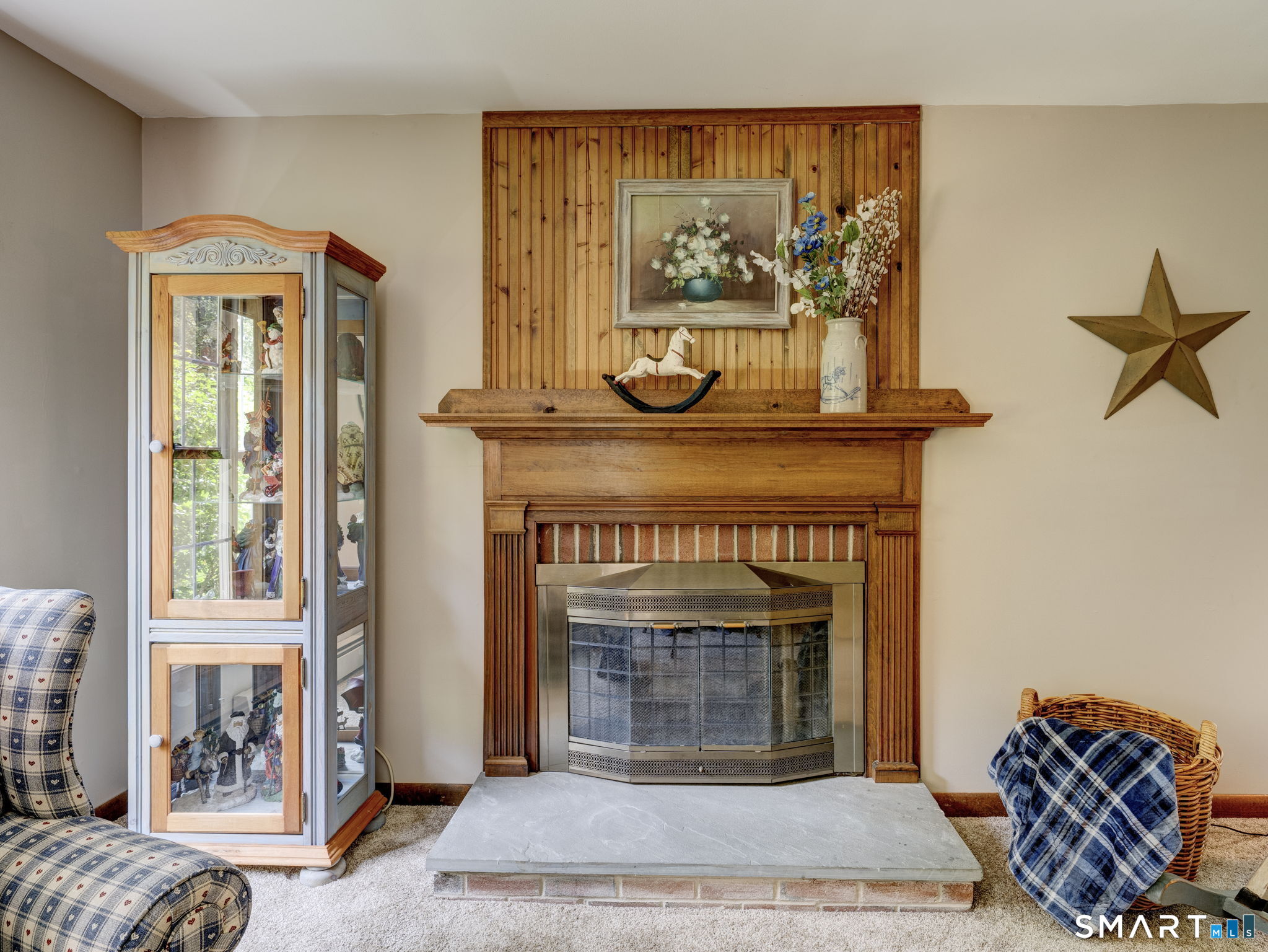 8 Fenton Bluffs Drive Property Photo 8