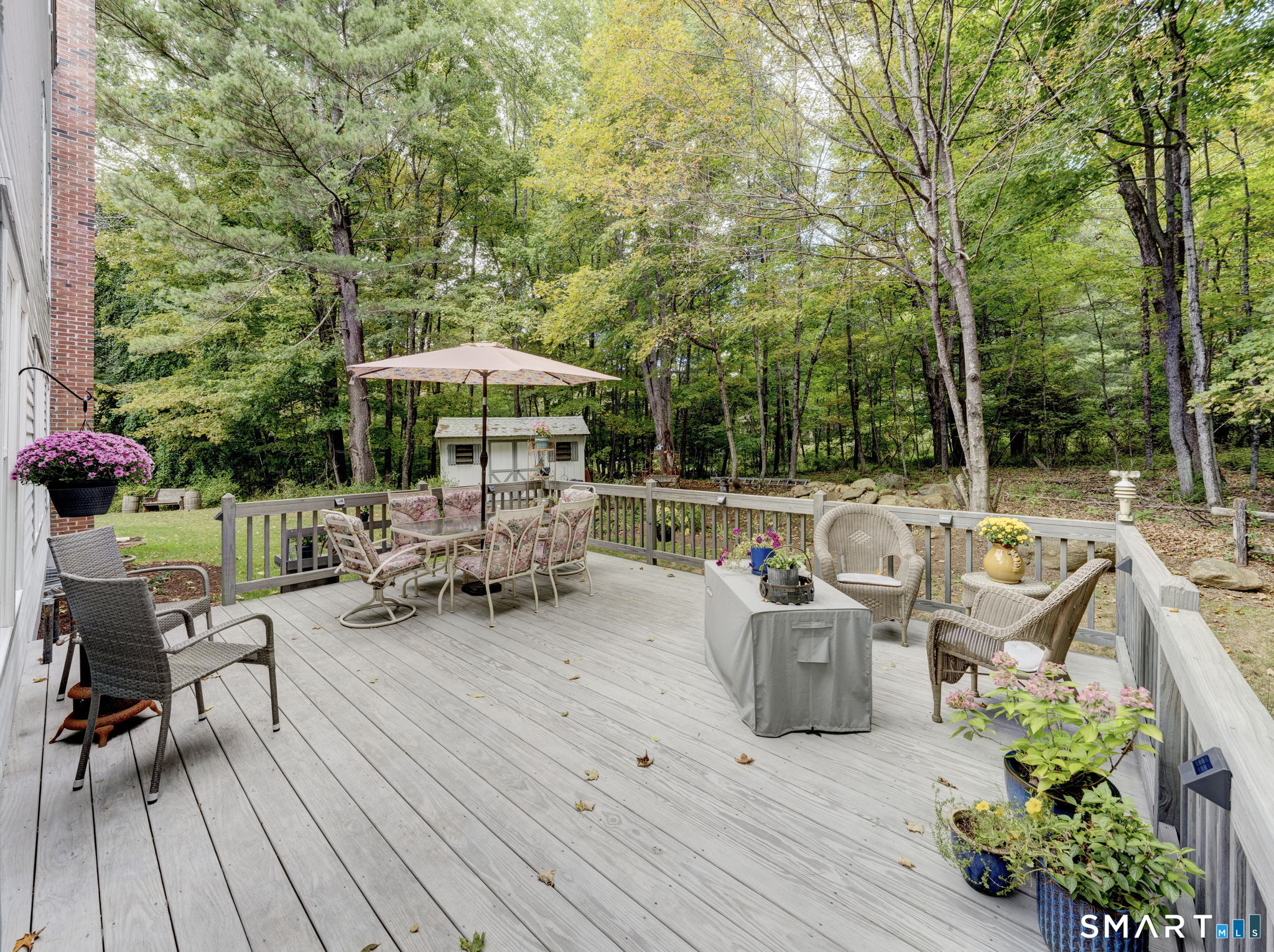 8 Fenton Bluffs Drive Property Photo 28