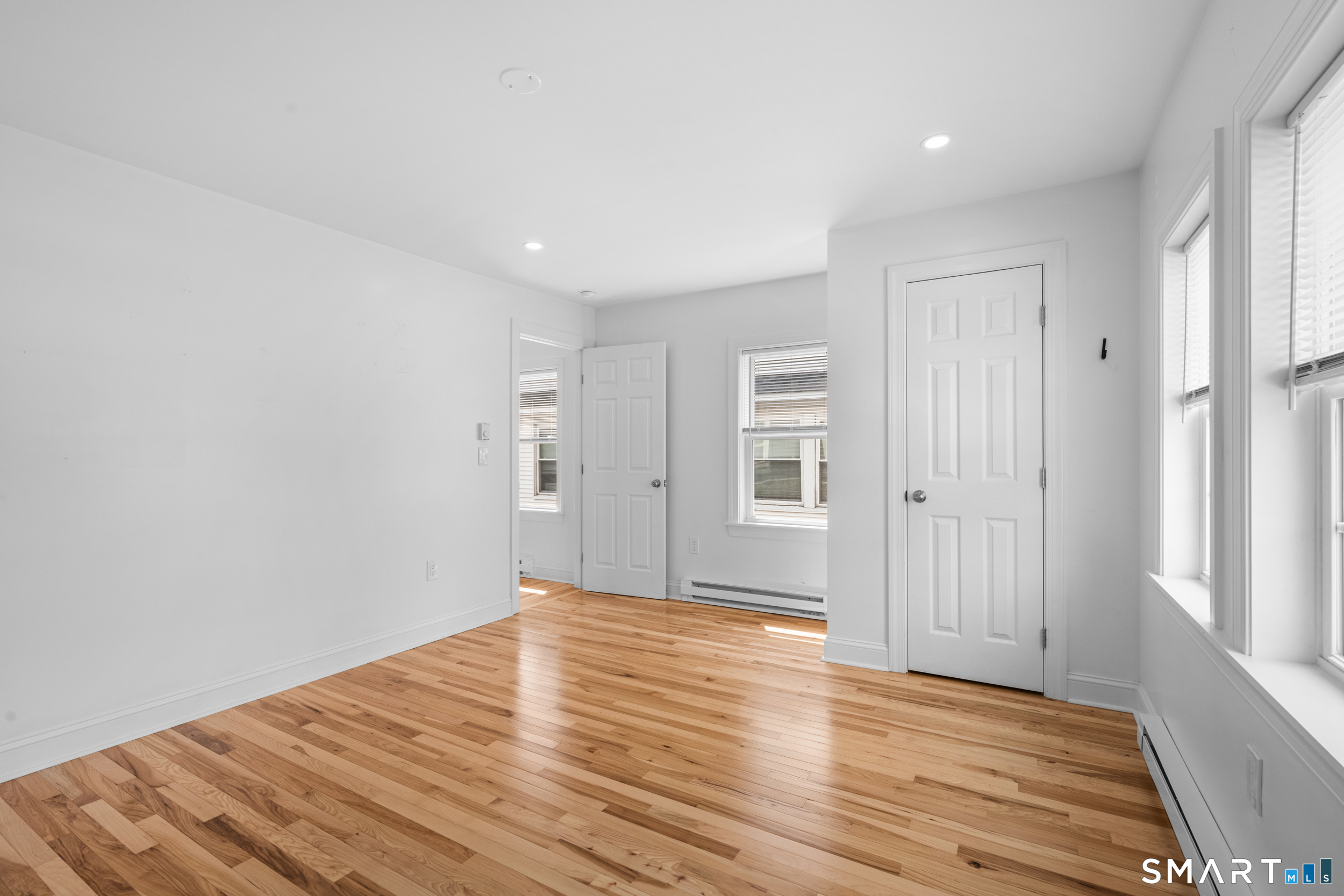 198 Montauk Avenue Property Photo 12