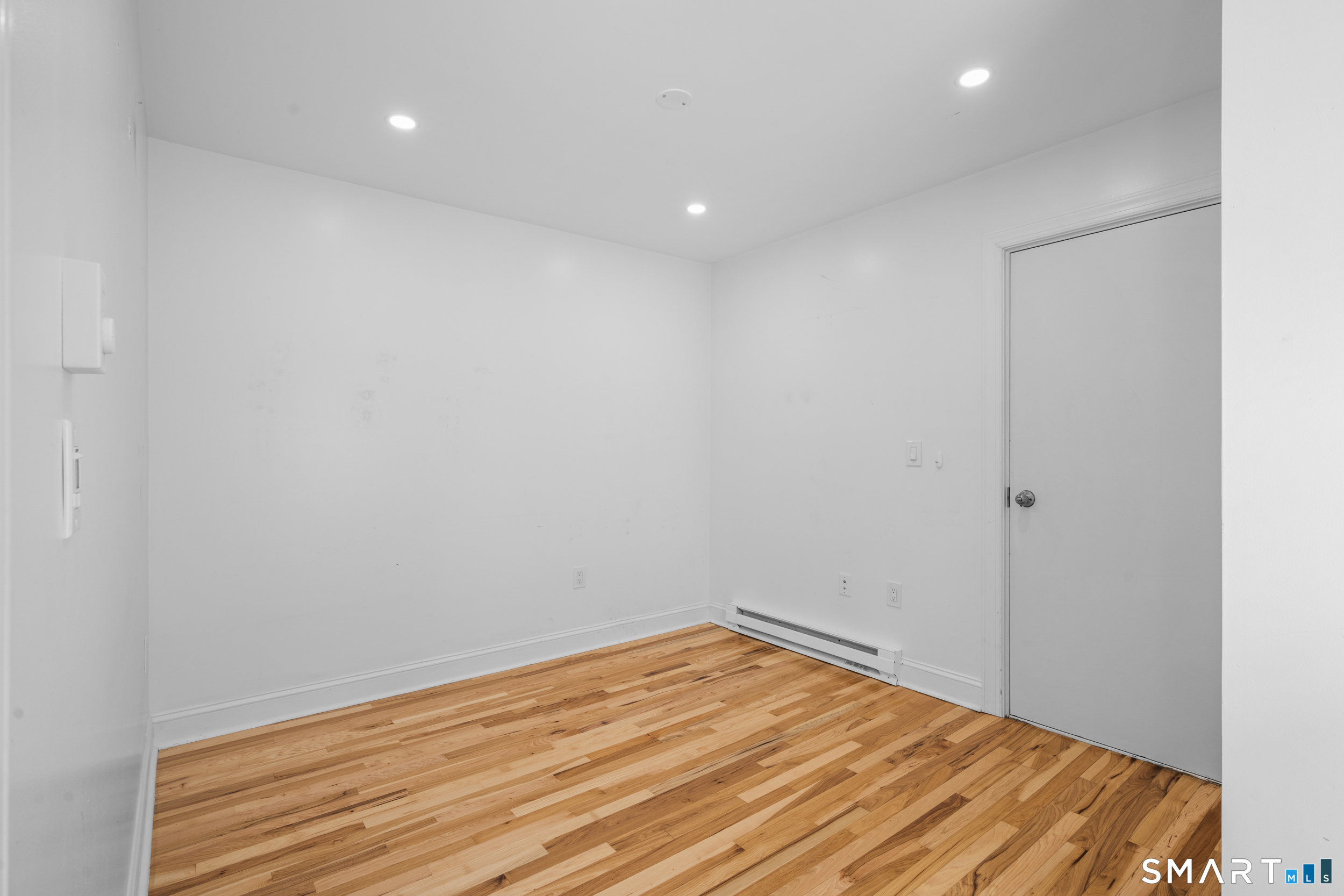 198 Montauk Avenue Property Photo 13