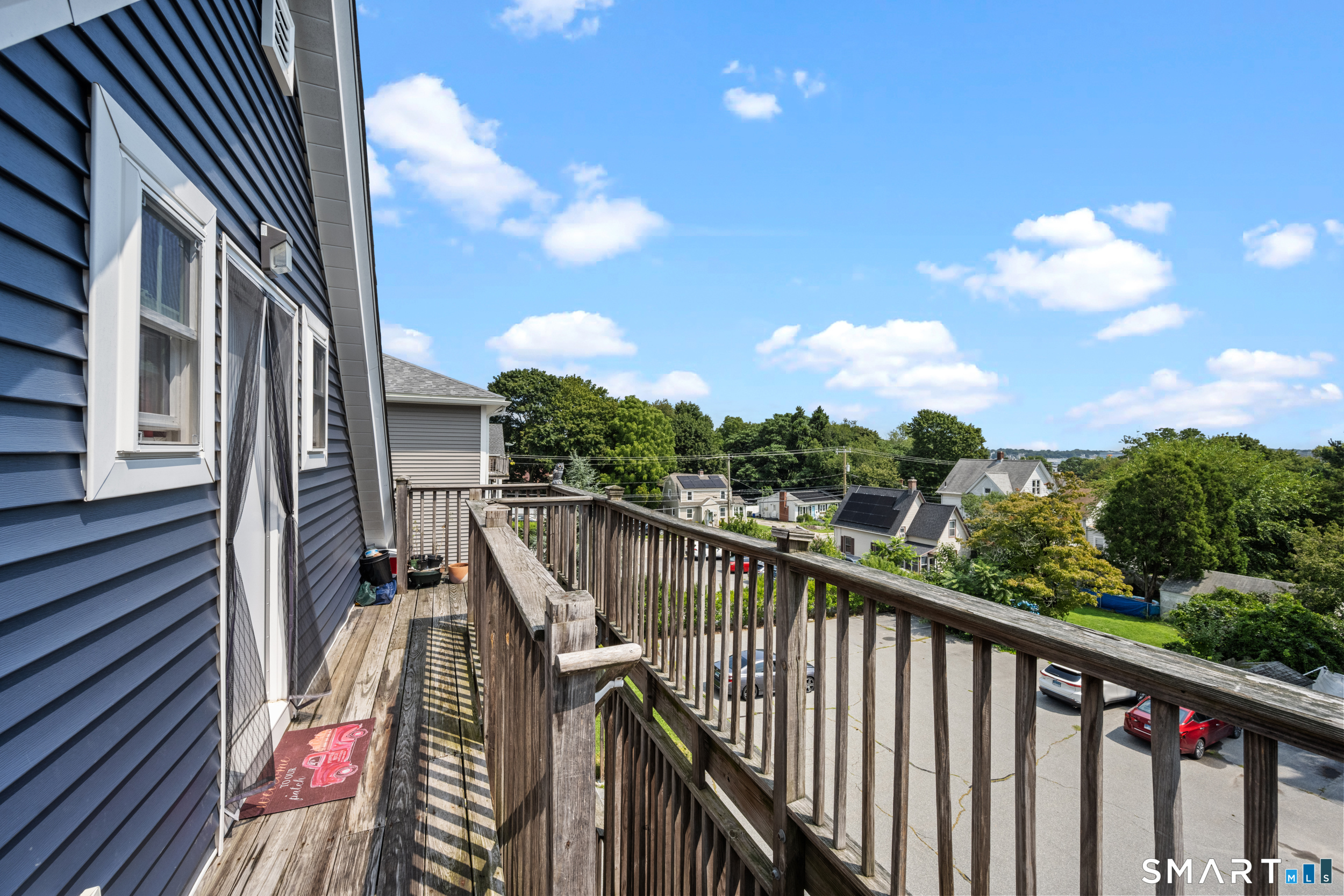 198 Montauk Avenue Property Photo 36